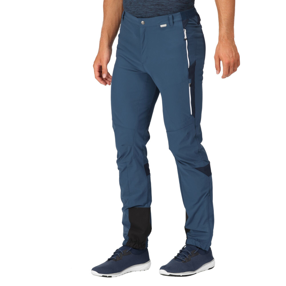 Regatta Mens Mountain III Active Stretch Walking Trousers - Navy - Size 40W/32L