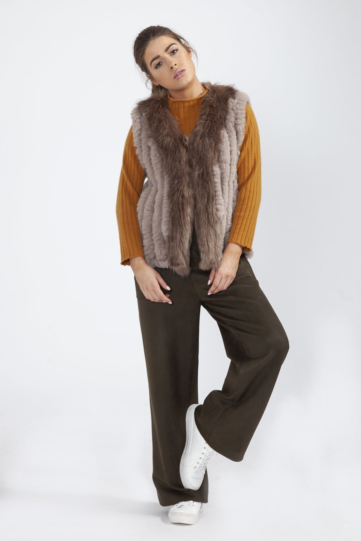 Jayley Womens Cashmere Blend Faux Fur Gilet - Mocha - One Size