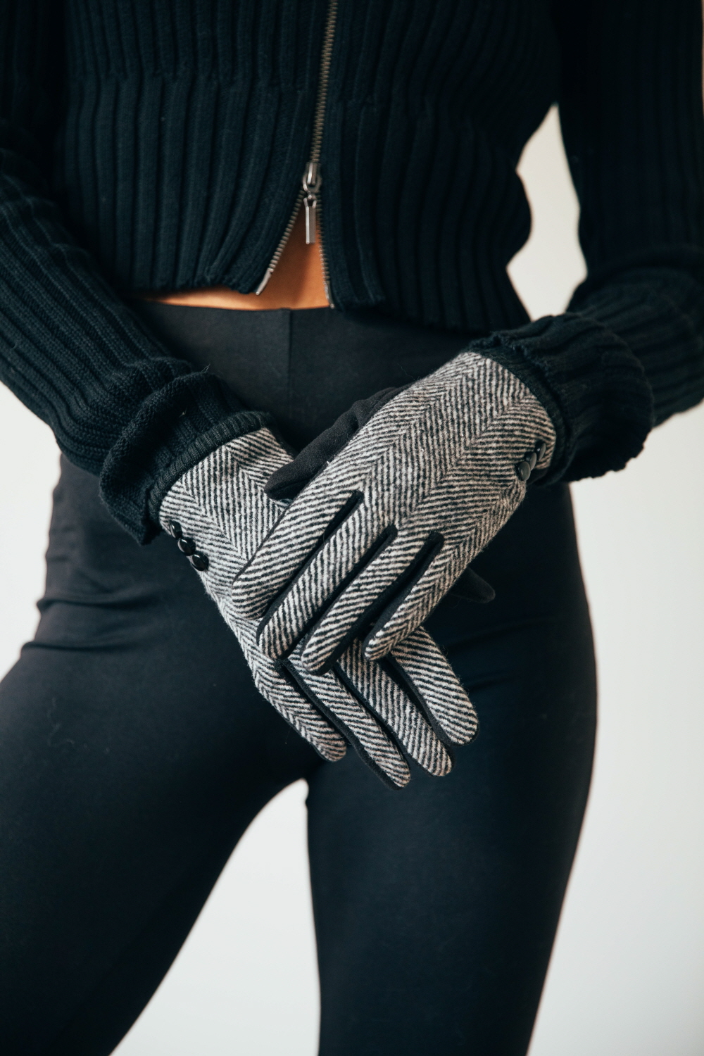 SVNX Womens Herringbone Gloves - Black/White - One Size