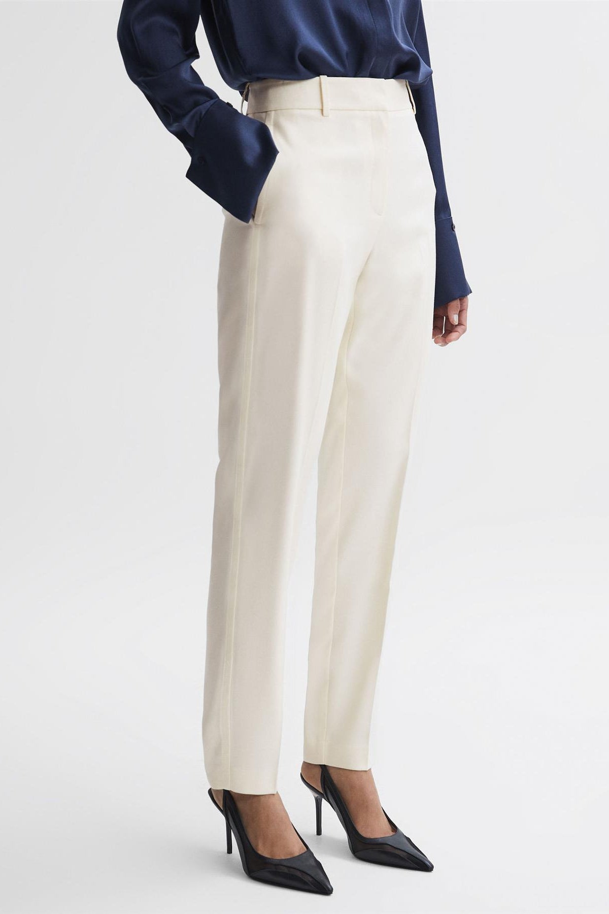 Reiss Womens 'Ember' Slim Fit High Rise Trousers - Ivory material_viscose - Size 6 UK