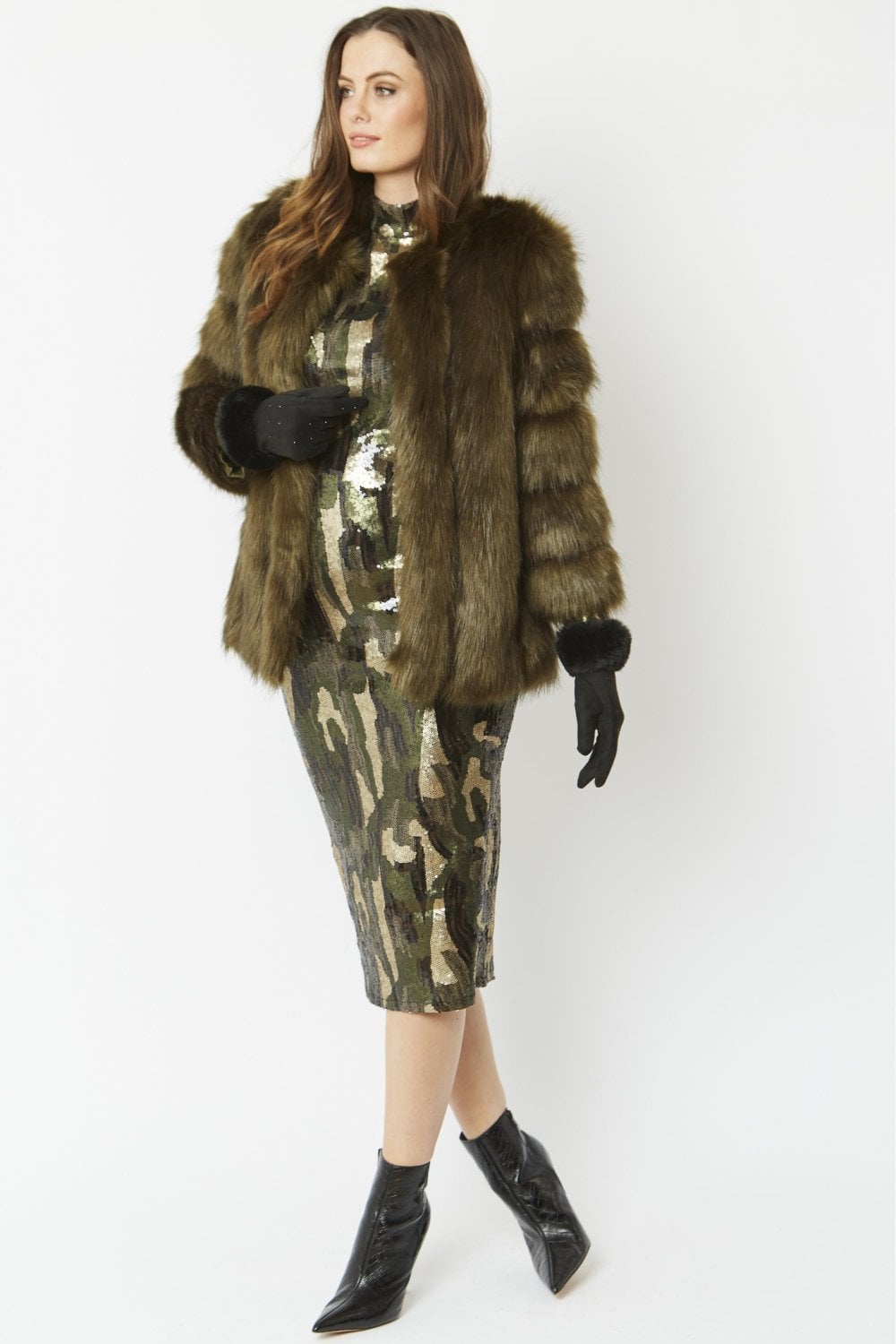 Jayley Womens Faux Fur Ribbed Coat - Khaki - Size Medium