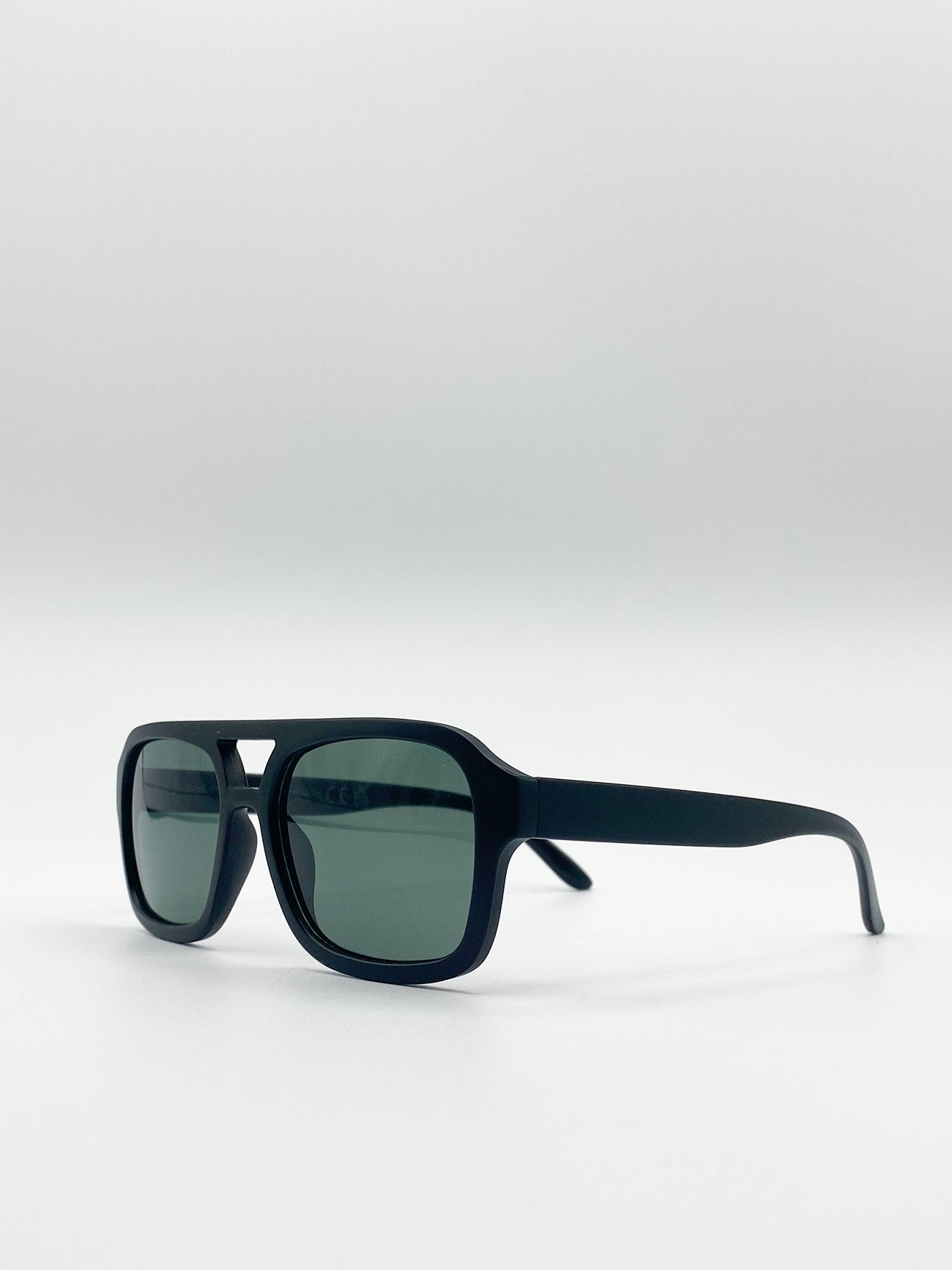 SVNX Mens 70's Navigator Sunglasses In Matte Black - One Size