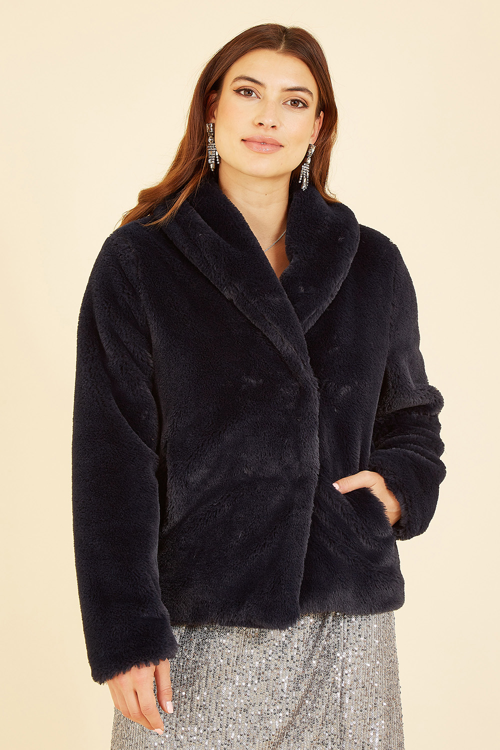 Yumi Womens Black Short Wrap Faux Fur Coat - Size 18 UK