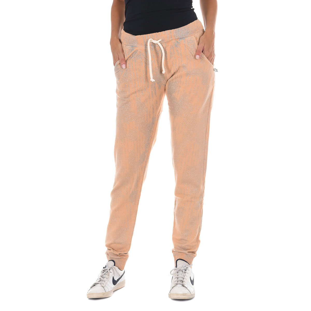Thumbnail - MET-Hose Nora