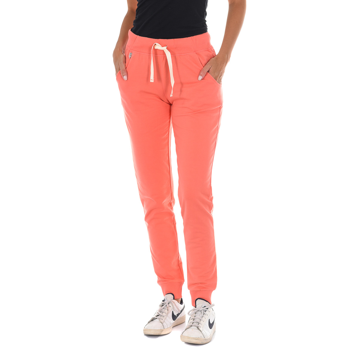 Thumbnail - MET-Hose Nora