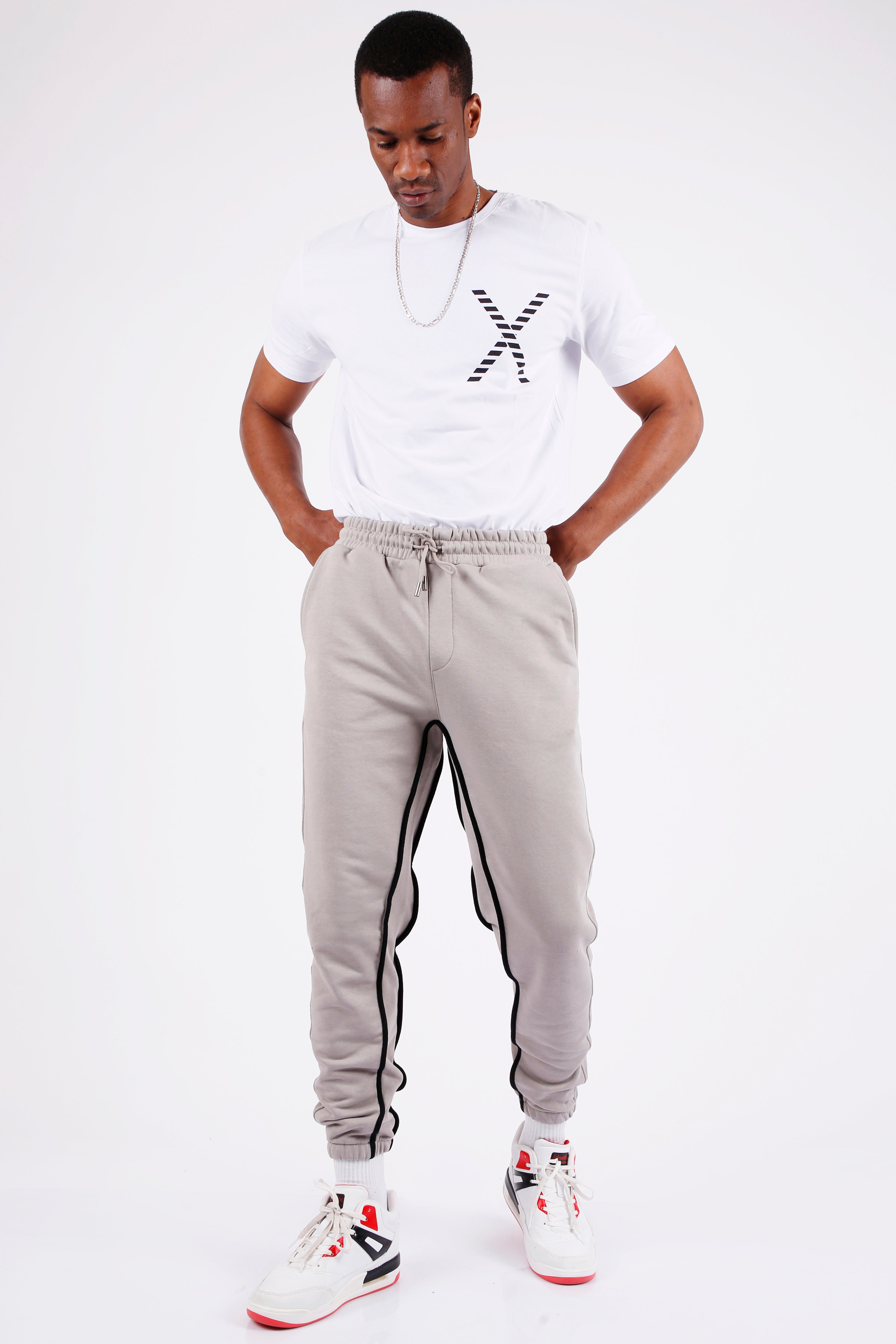 Thumbnail - Tom Barron Herren Stilvolle Jogginghose mit Duo-Streifen