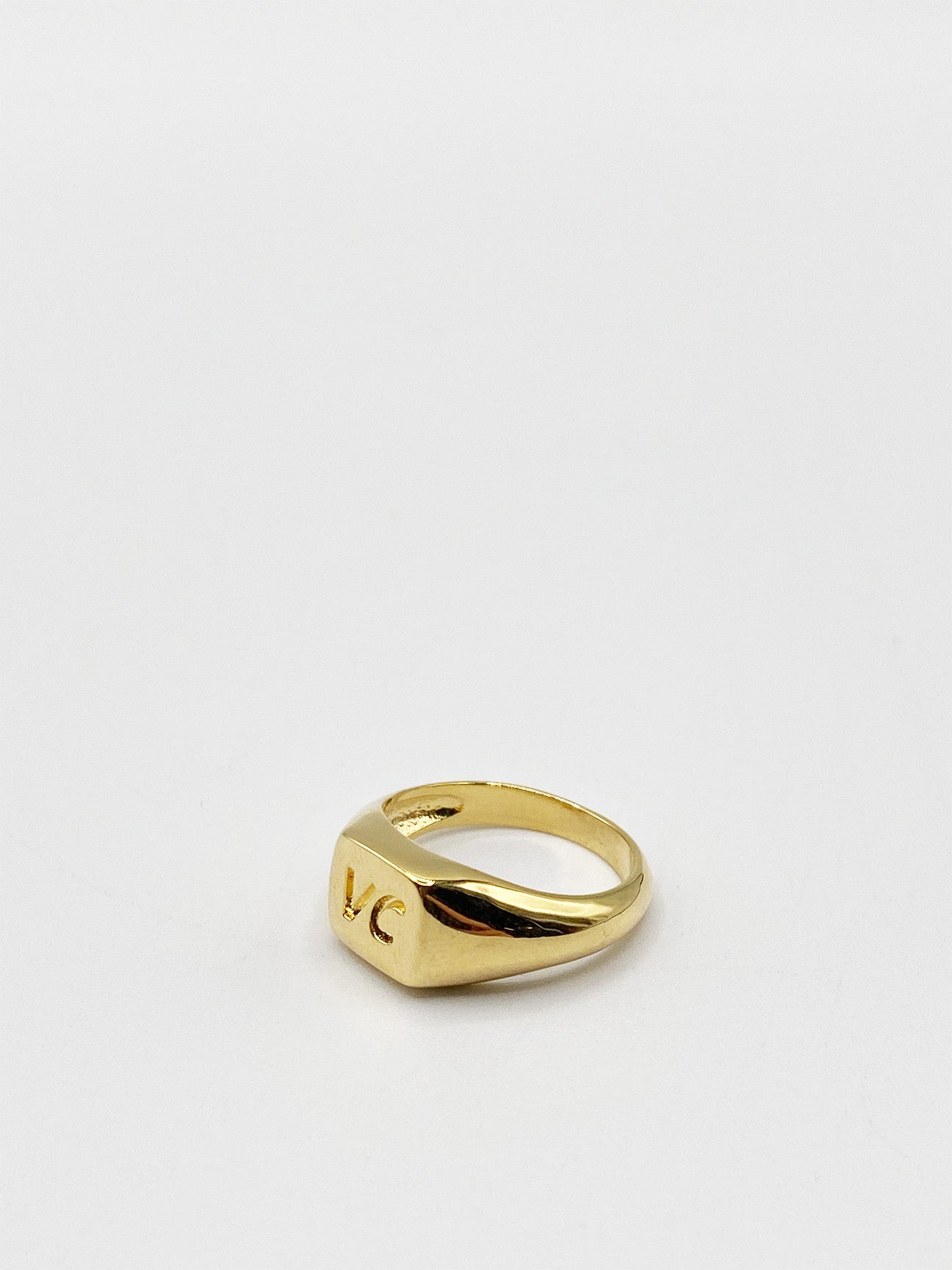 SVNX Womens GOLD VC ENGRAVED SIGNET RING Gold Plated - Size M