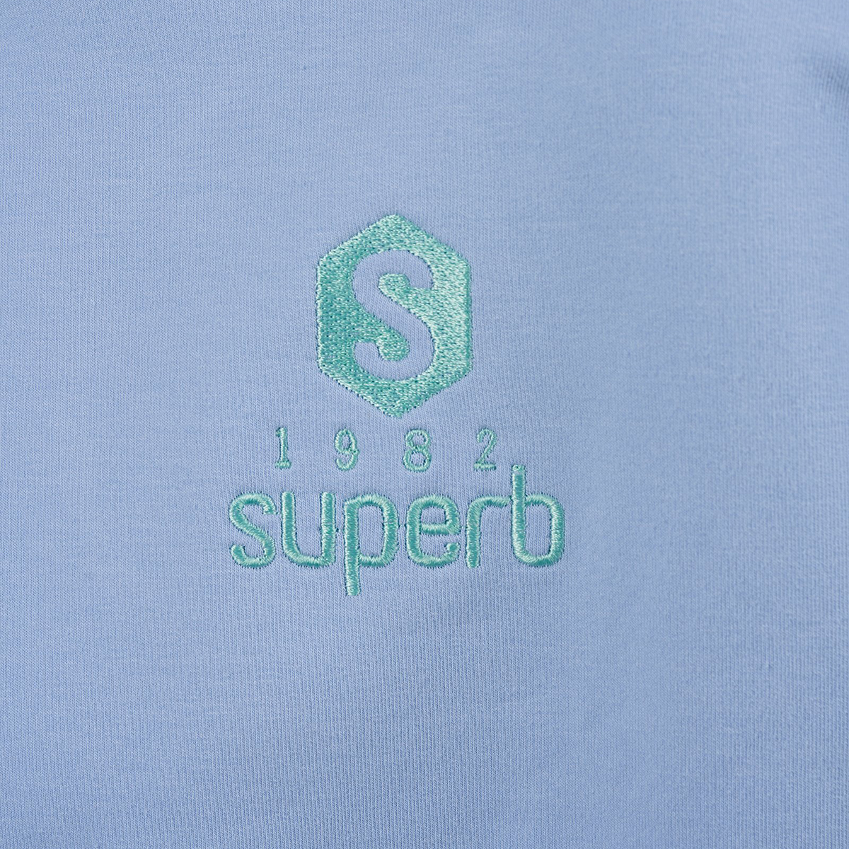 BeHappy SUPERB kort sweatshirt för kvinnor 2