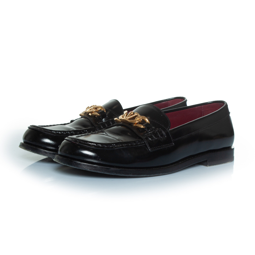 Valentino Pre-owned Womens Chainlord loafer in black – Size EU 38