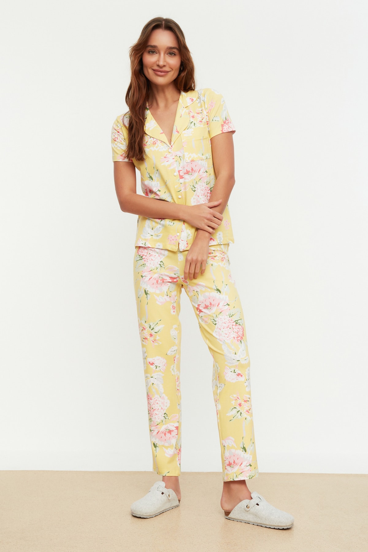 Trendyol Vrouwelijk  Kraag Pyjama Set 2 pak