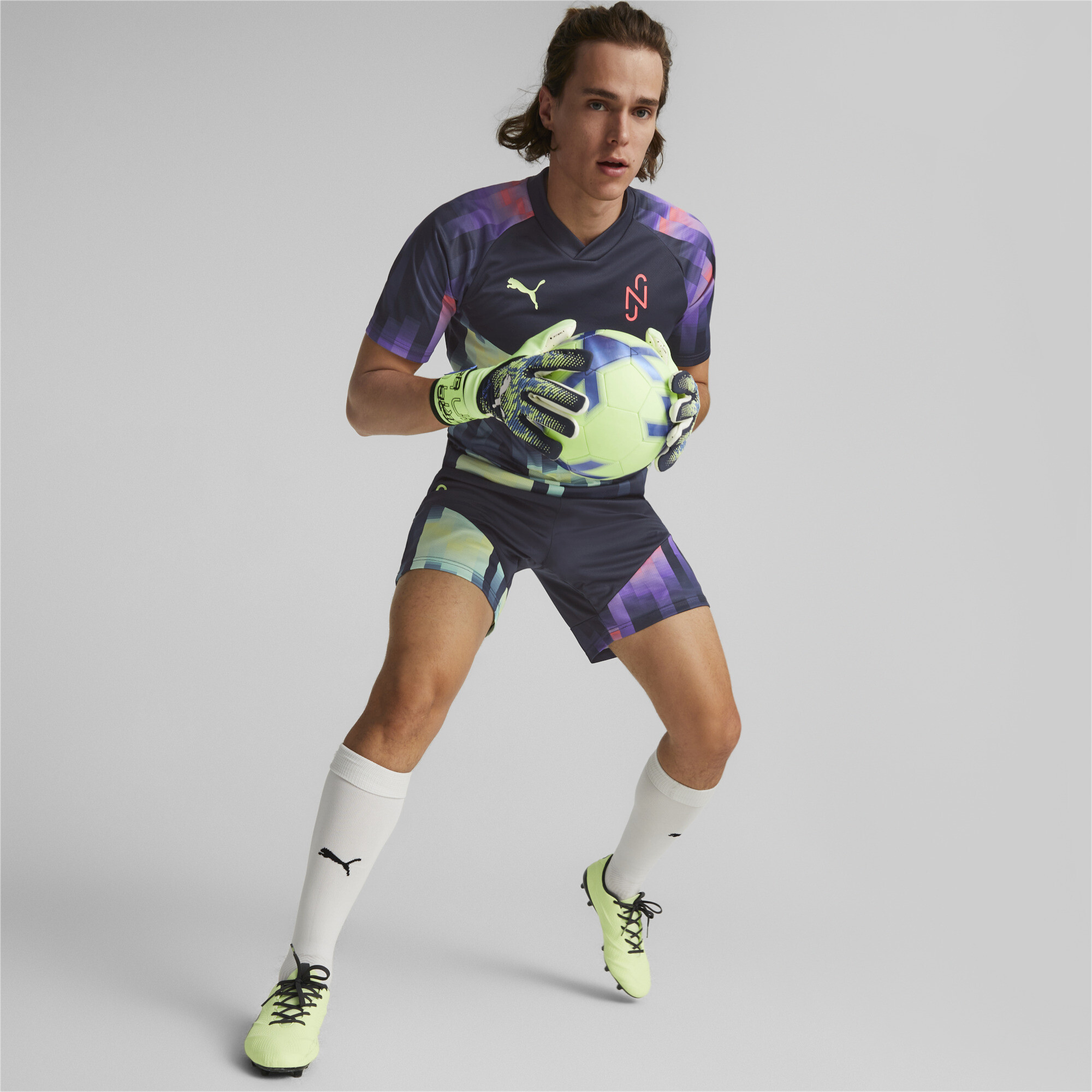 Puma Unisex ULTRA Ultimate 1 Negative Cut fotbollsmålvaktshandskar dam – bild 2