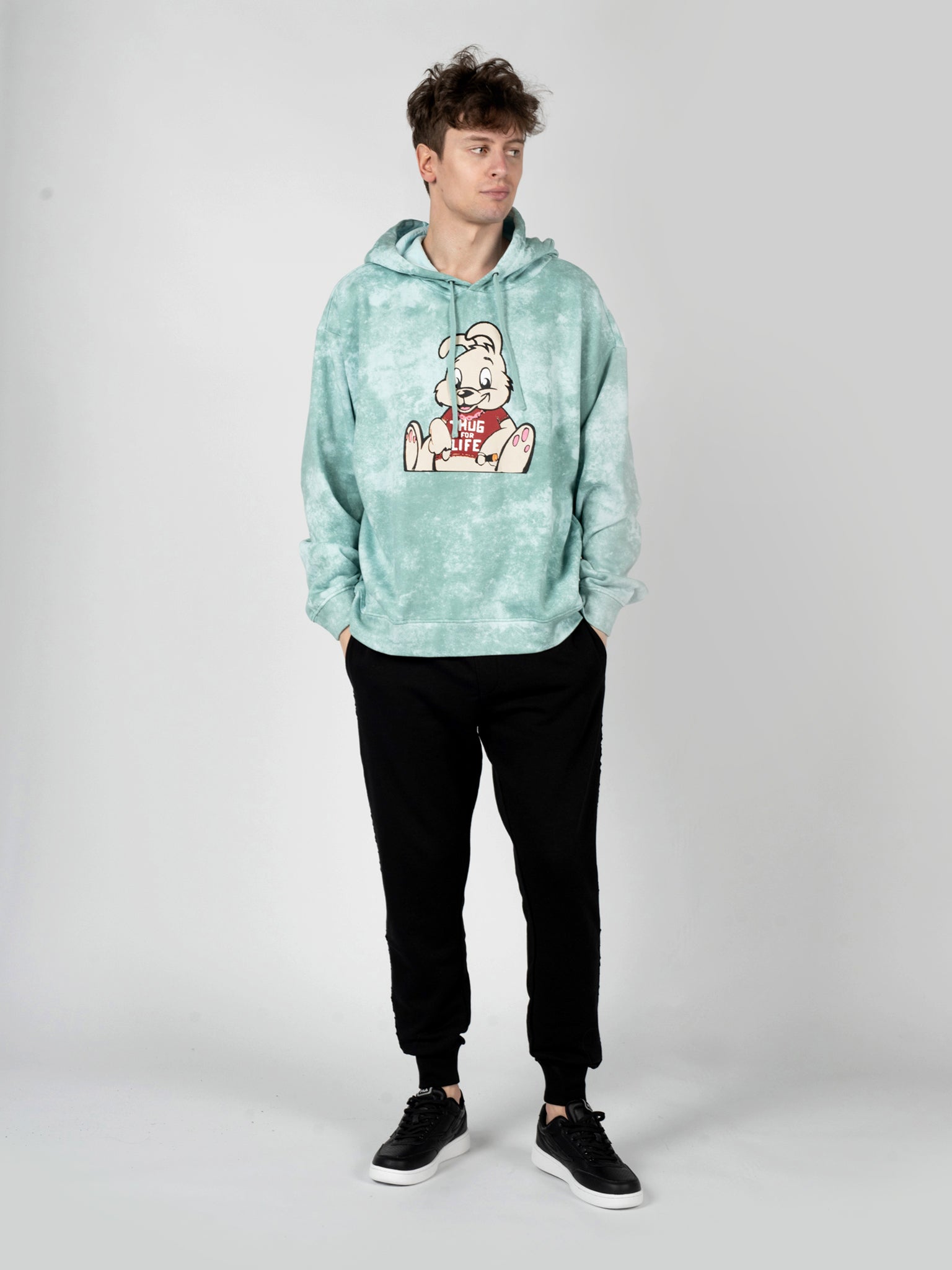 Guess x Brandalised Sweatshirt Leon Bunny Herr – bild 2