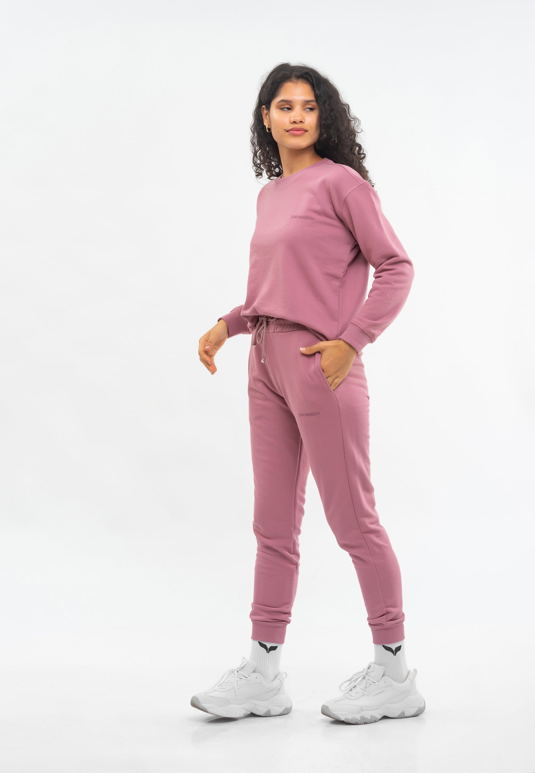 Thumbnail - Tom Barron Damen Lässiger Oversize-Trainingsanzug-Set