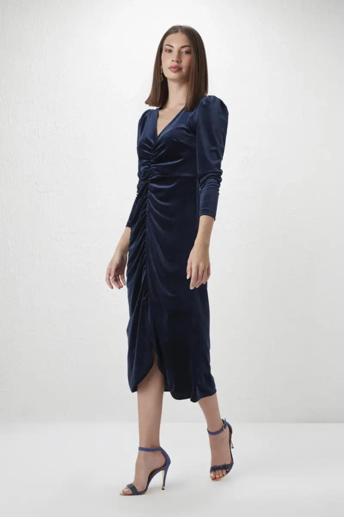 Gusto Womens Velvet Dress in Navy - Size X-Large