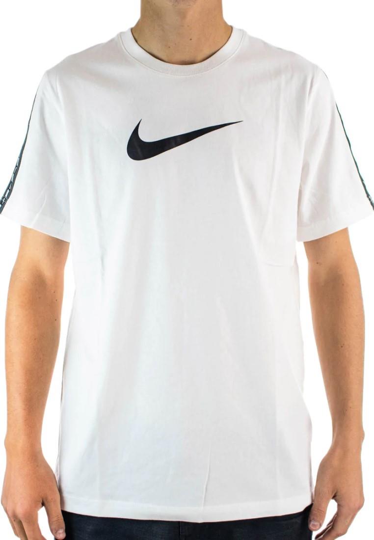 Thumbnail - Nike Sportswear Repeat T Shirt Club in Weiß