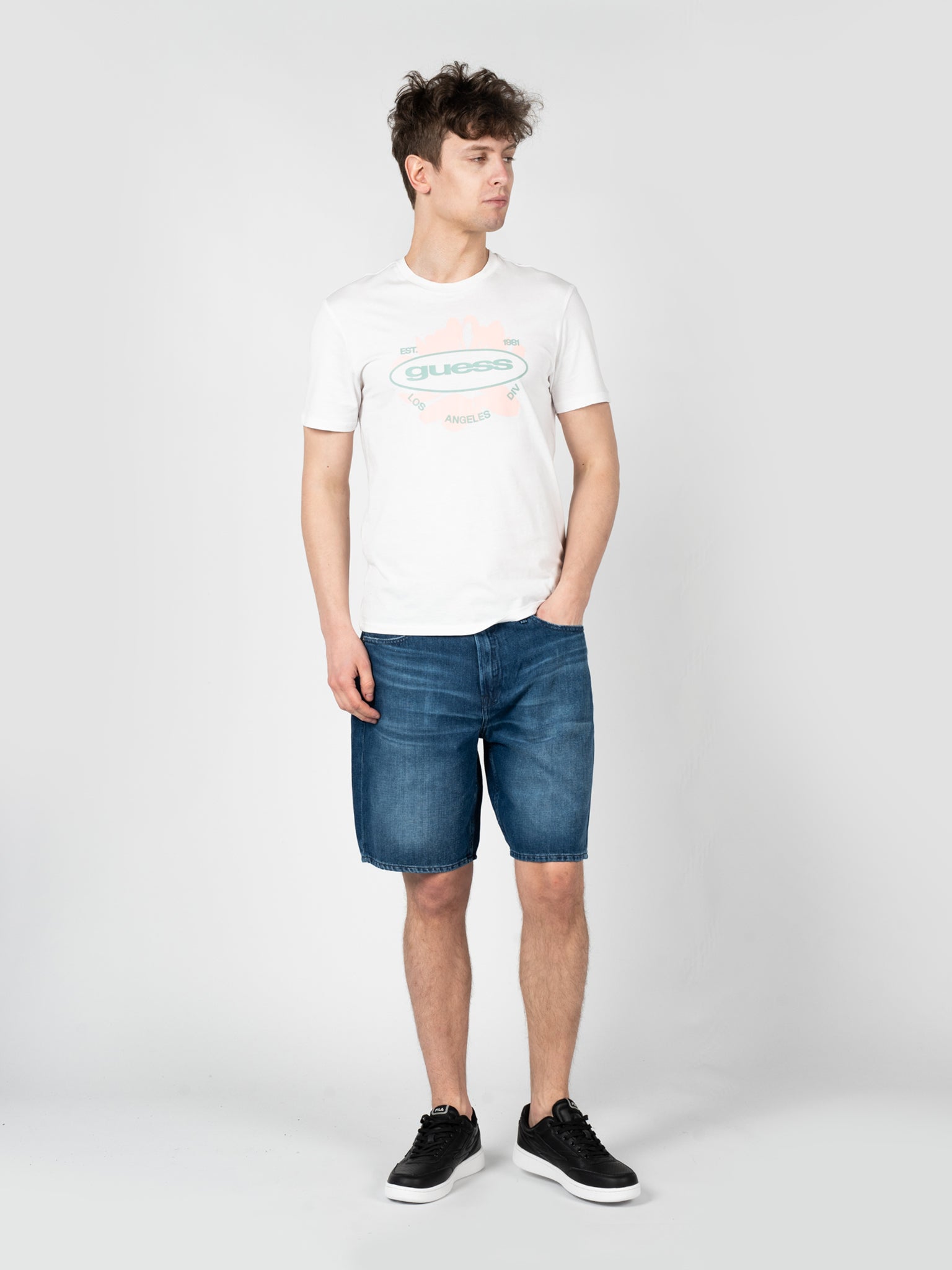 Guess T-shirt LA Logo Herr – bild 2