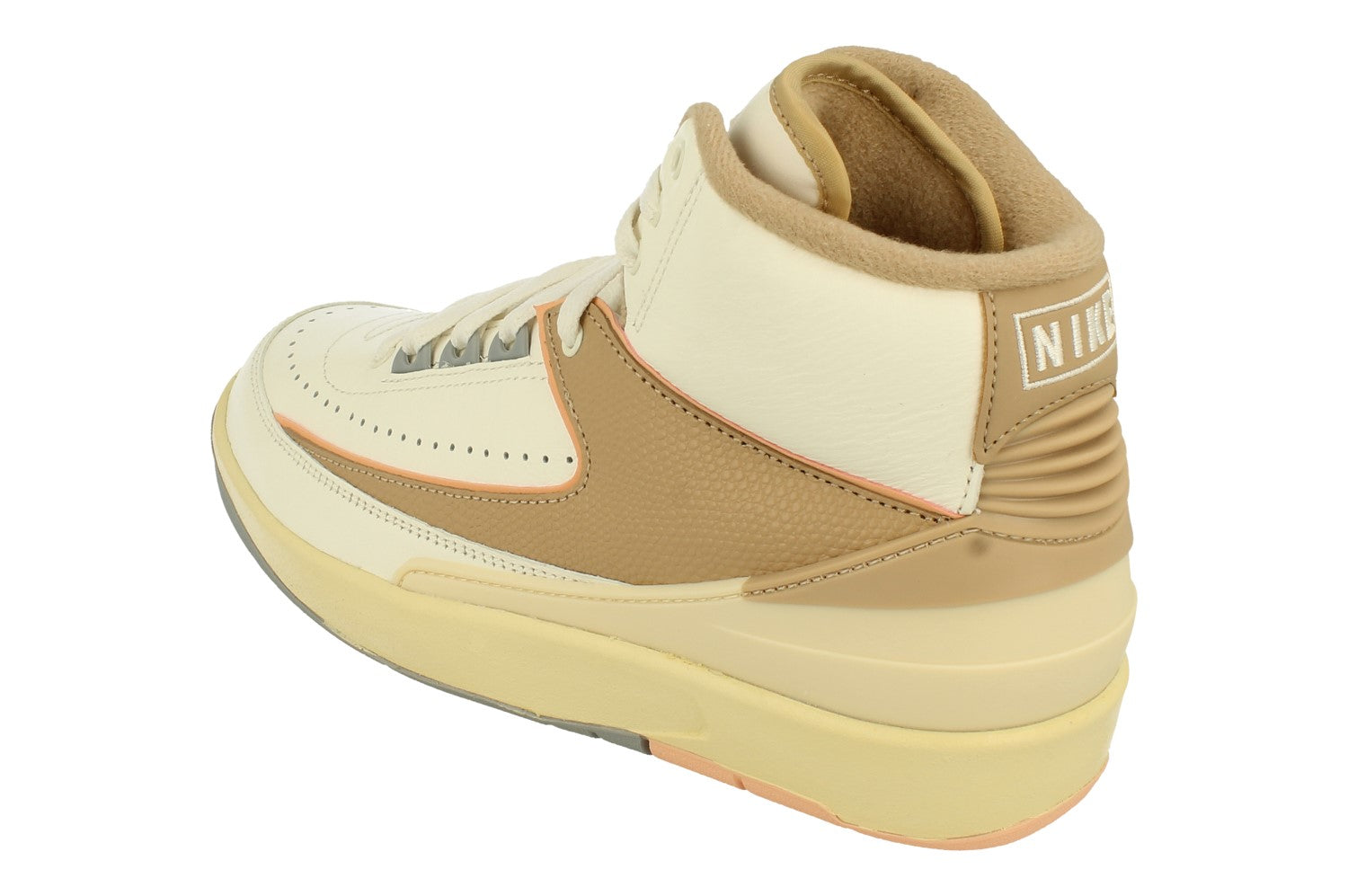 NIKE Air Jordan 2 Retro Damskor Träningsskor – bild 2
