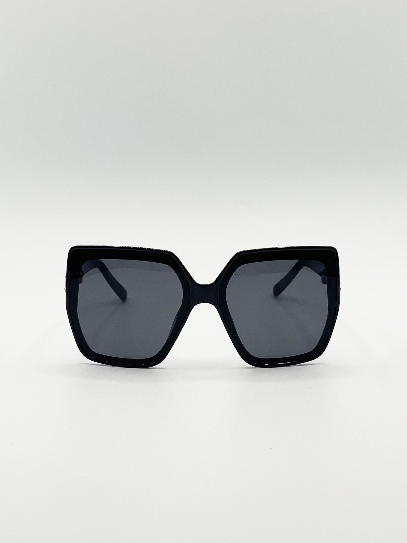 SVNX Womens Oversize Cateye Sunglasses with Diamante Detail in Black - One Size