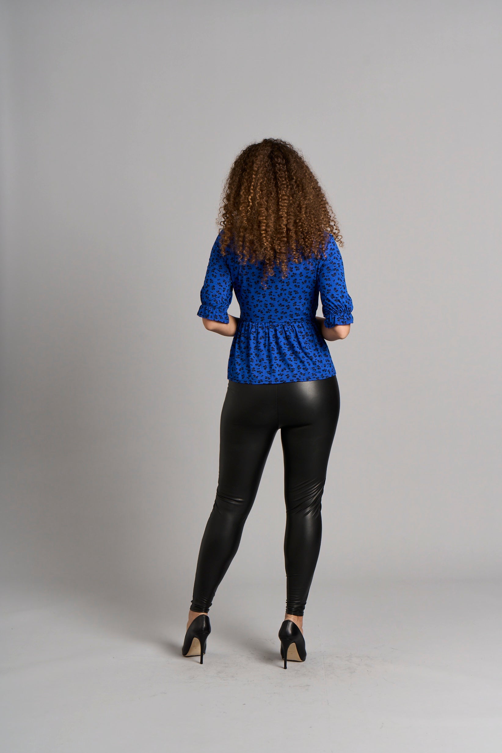 ChapterLondon Jasmin Frill Top toppar dam – bild 2