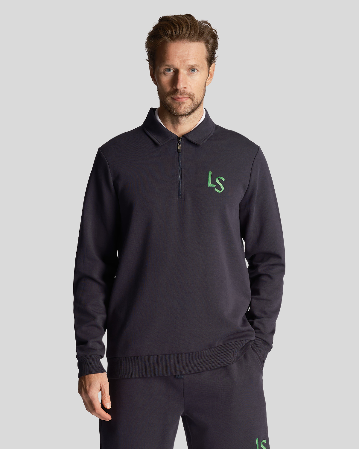 Thumbnail - Lyle & Scott Herren Golf LS Logo 1/4 Zip Sweatshirt in Marineblau
