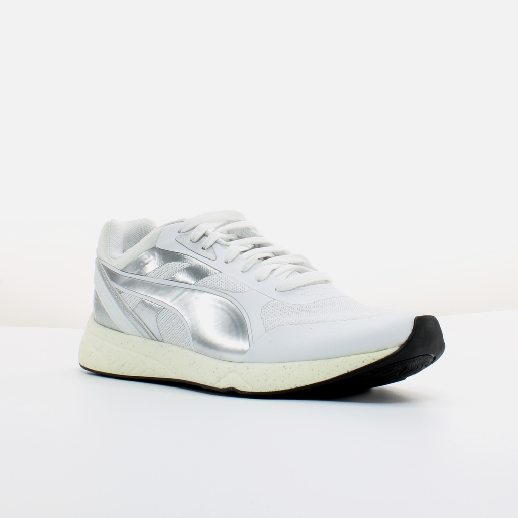 Puma 698 Ignite Metallic White Textile Damskor Snörning Träningsskor 361086 02 – bild 2