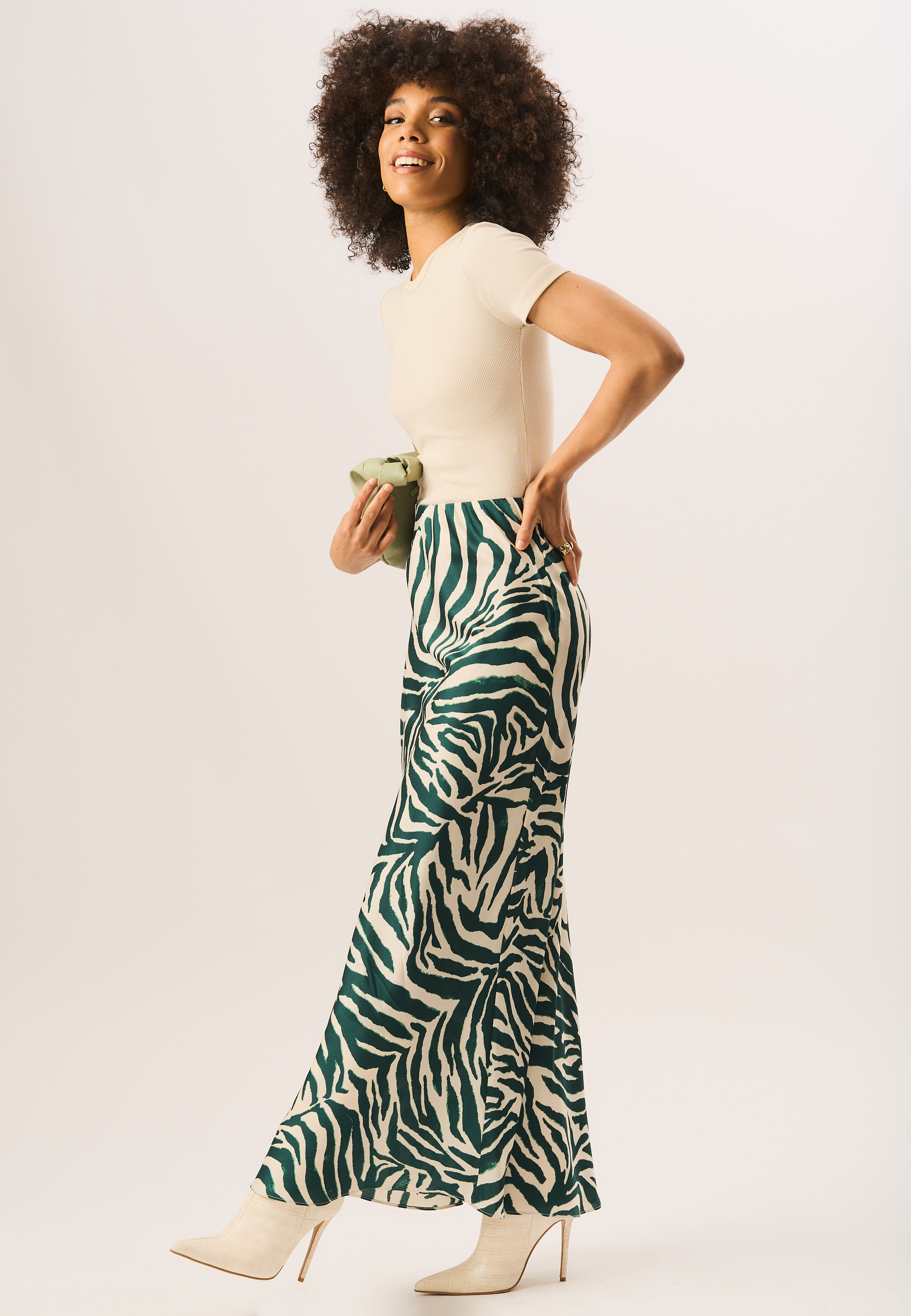 Gini London Zebra Bias Maxi Kjol dam – bild 2