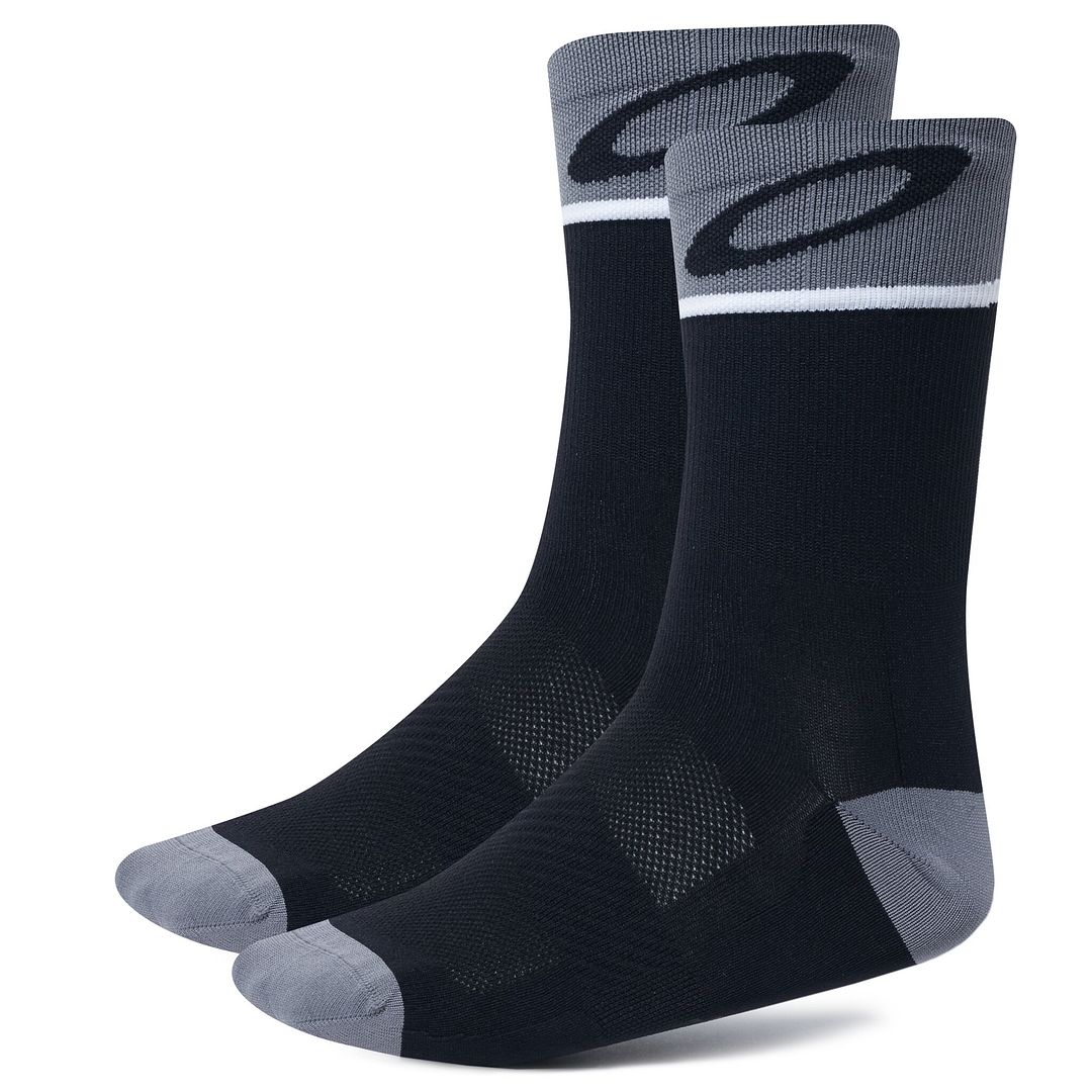 Thumbnail - Oakley Hydrolix Herren mit schwarzen Socken 93285 02e radeln