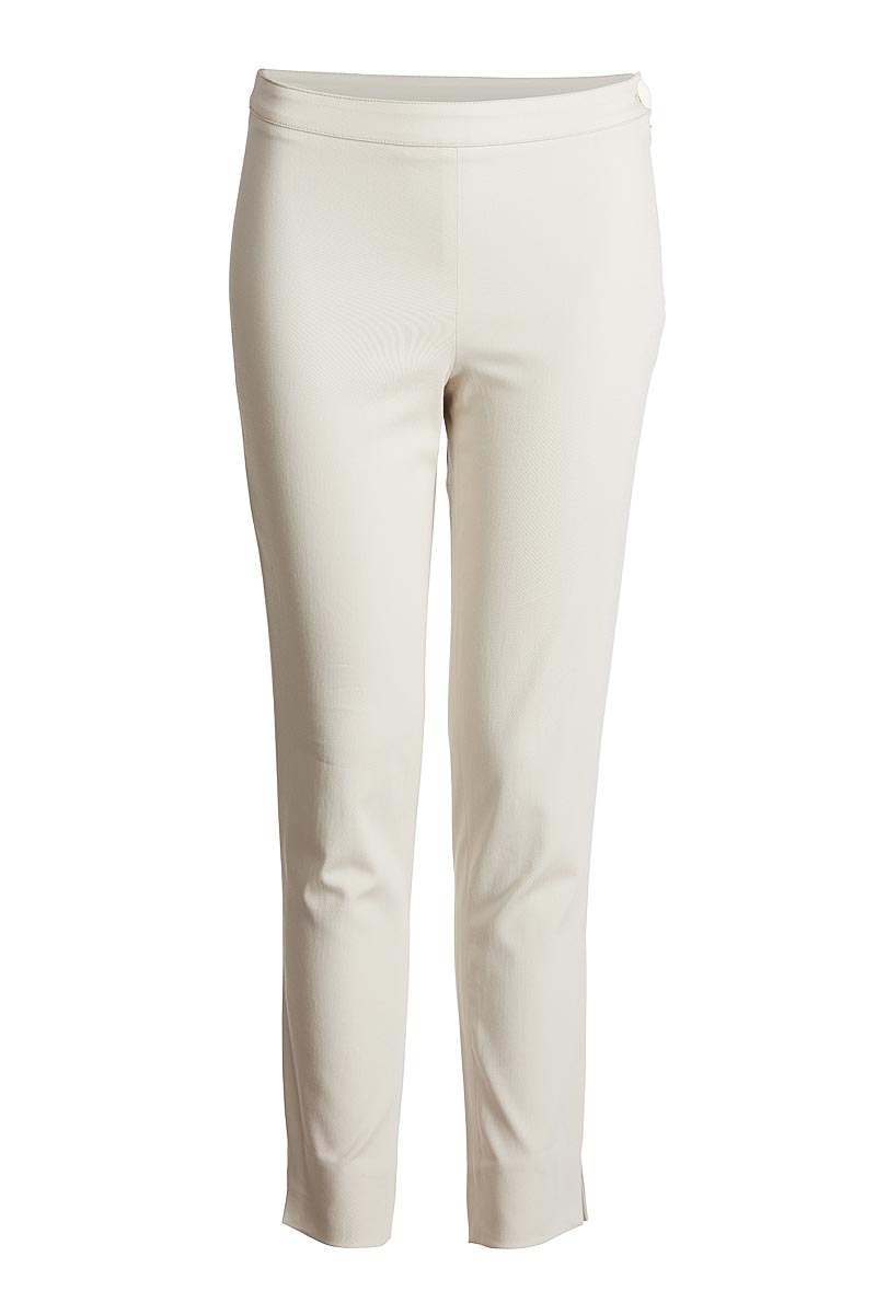 Broek in zand