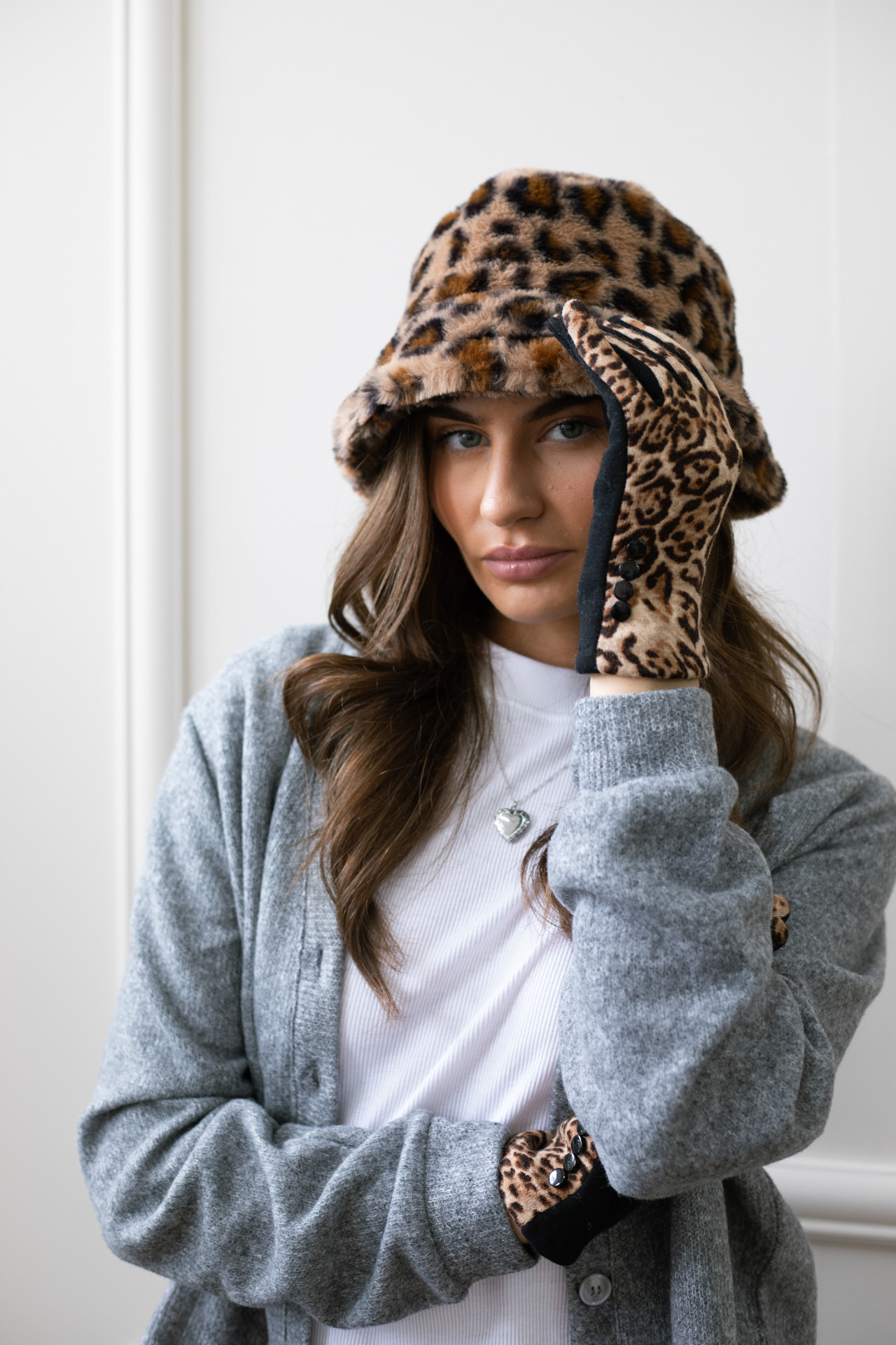 Svnx Women's Brown Leopard Plush Print Bucket Hat & Gloves Set In - Image 3