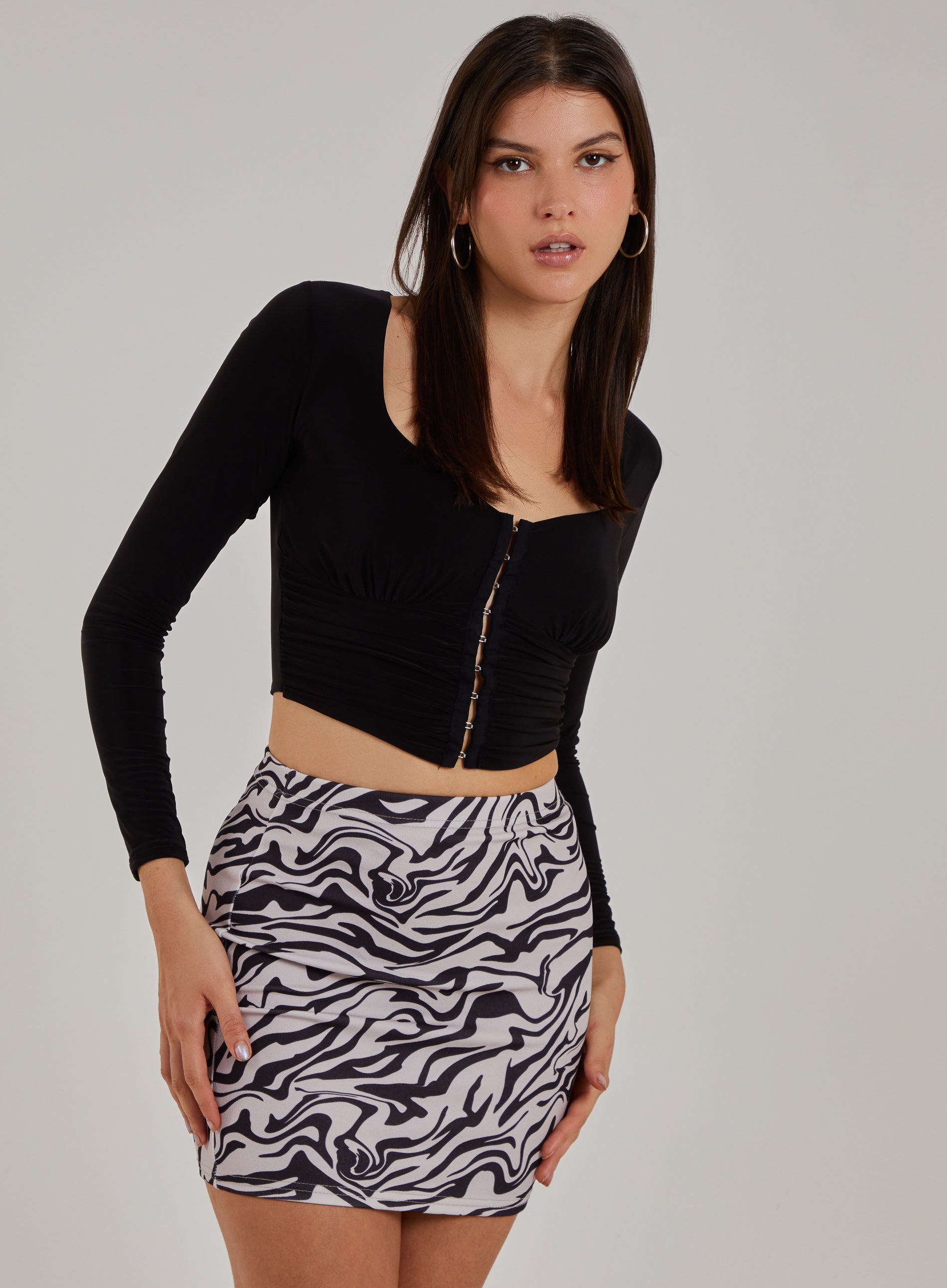 Pink Vanilla Womens Hook and Eye Long Sleeve Top - Black - Size Small