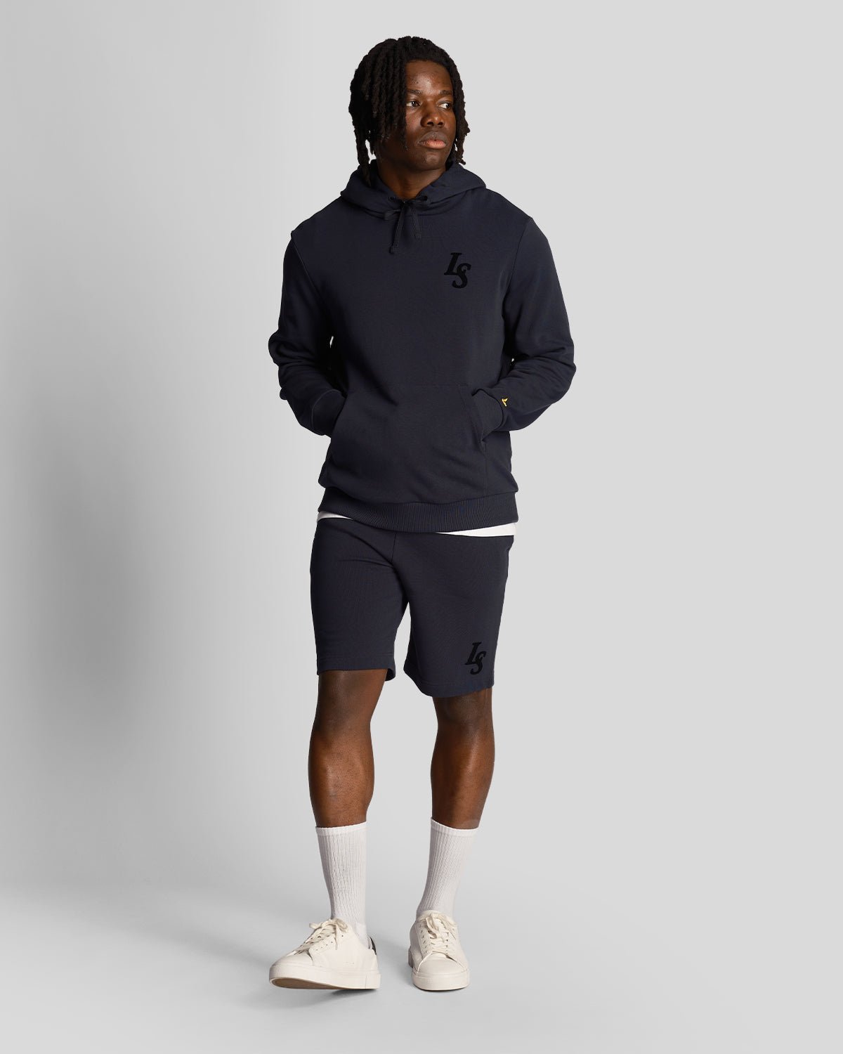 Lyle &amp; Scott Club Emblem Mörkblå Huvtröja 2