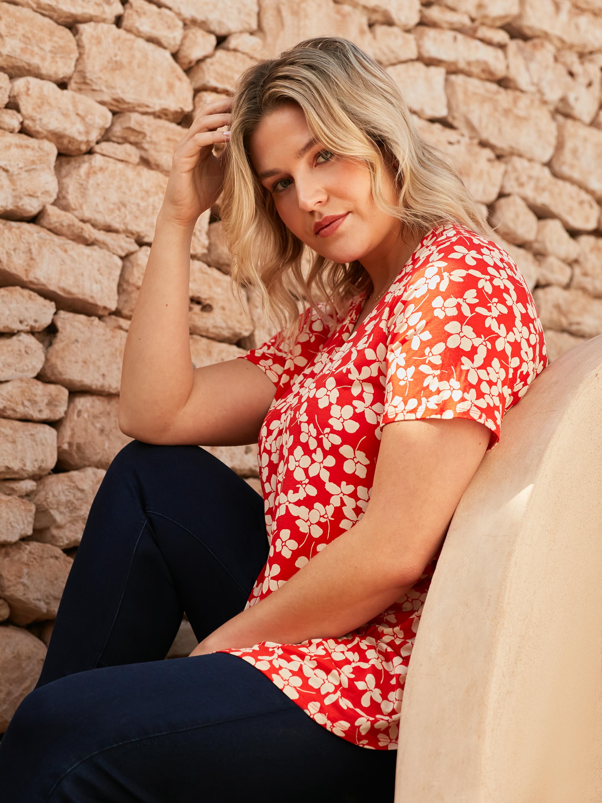 Live Unlimited Womens Red Ditsy Print Jersey Pleat Front Top - Size 14 UK