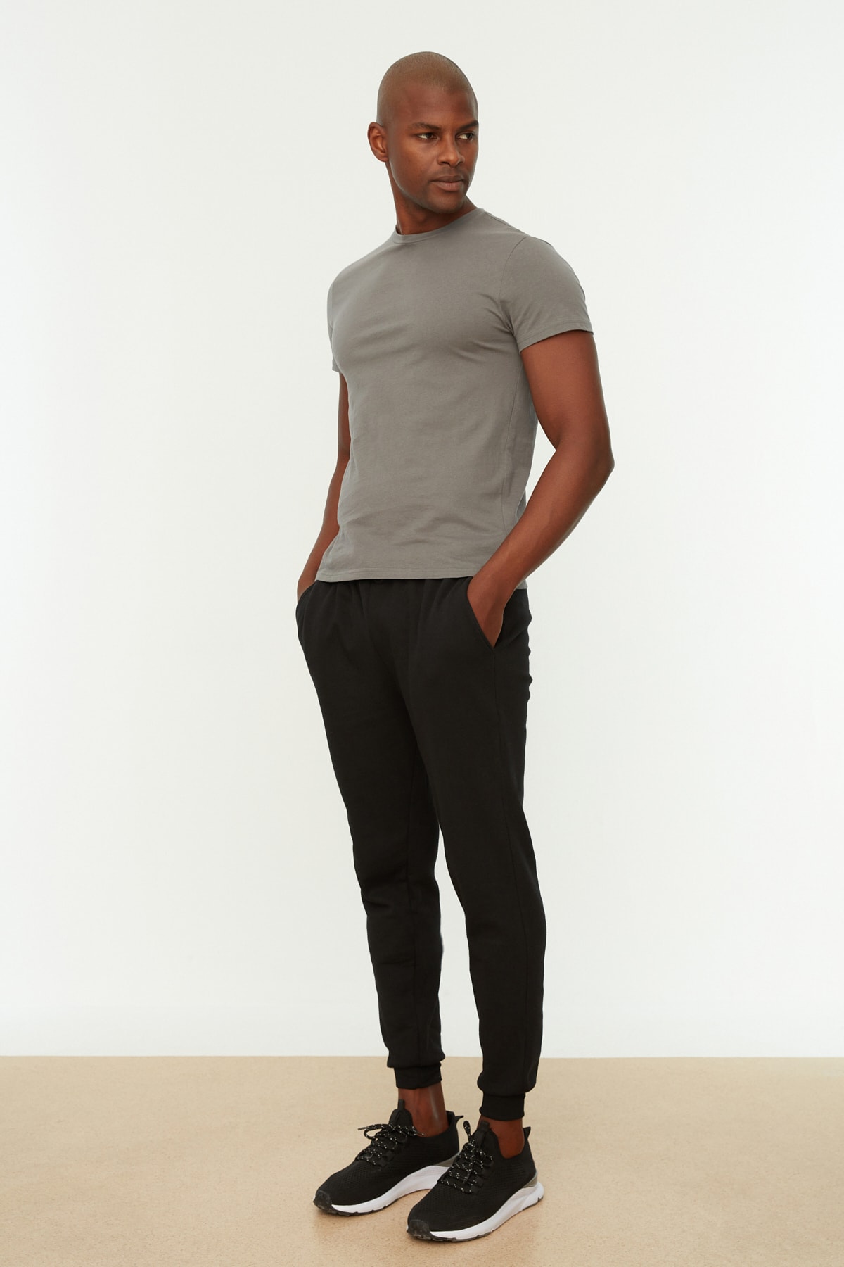 Trendyol Herrers Joggingbyxor med Elastisk Midja – bild 2