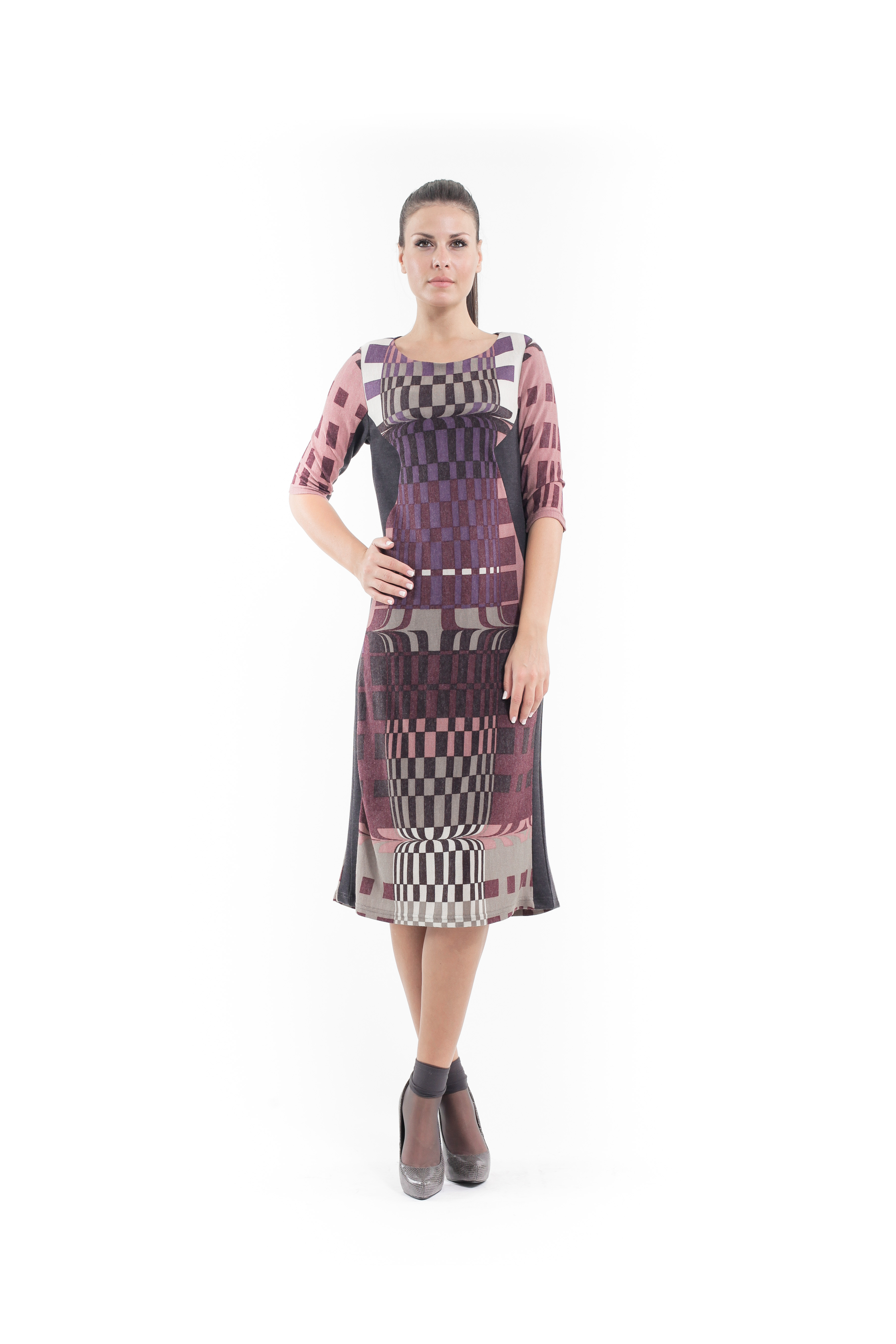Thumbnail - Geometrisch gemustertes Pulloverkleid