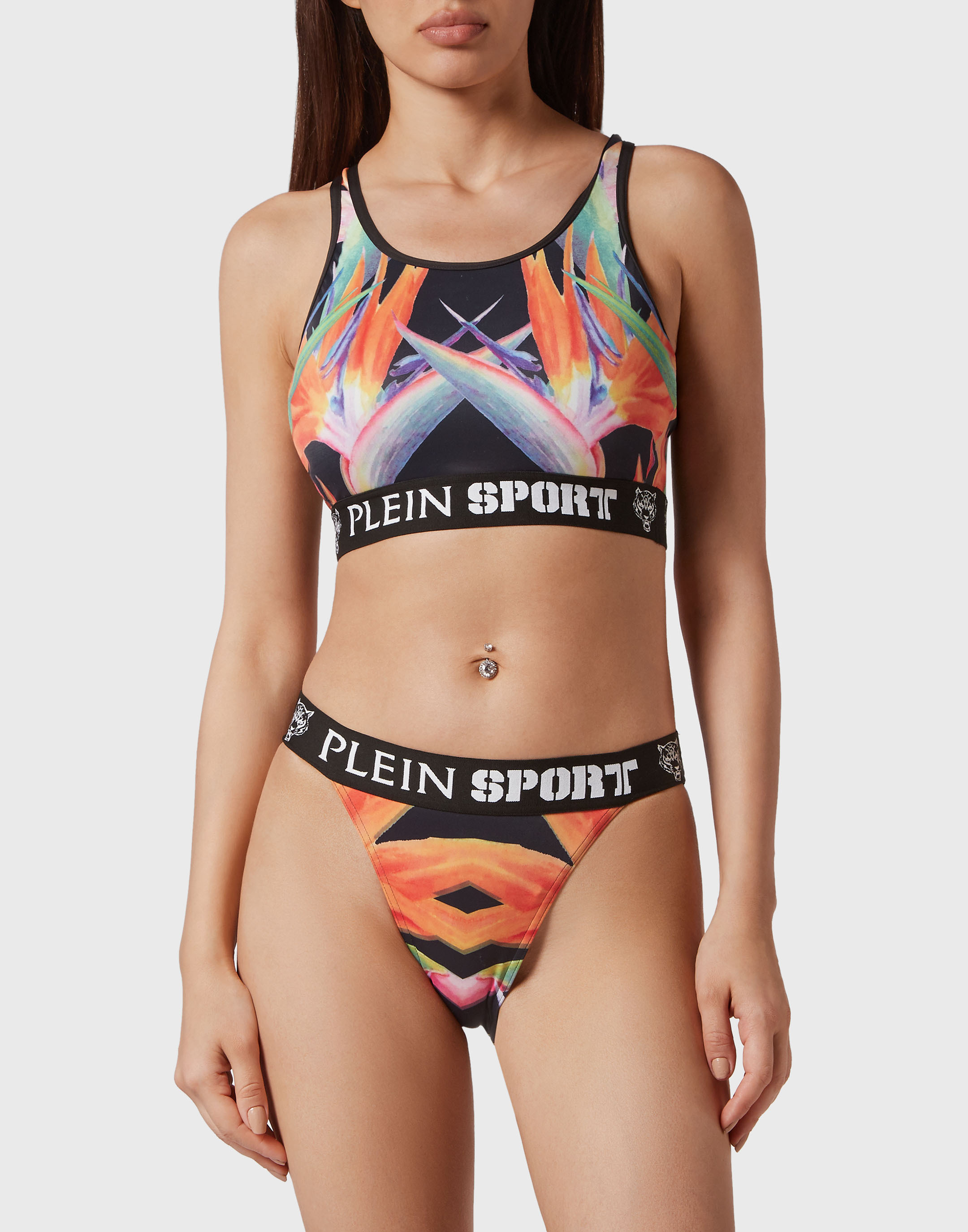 Thumbnail - Bikini Flowers