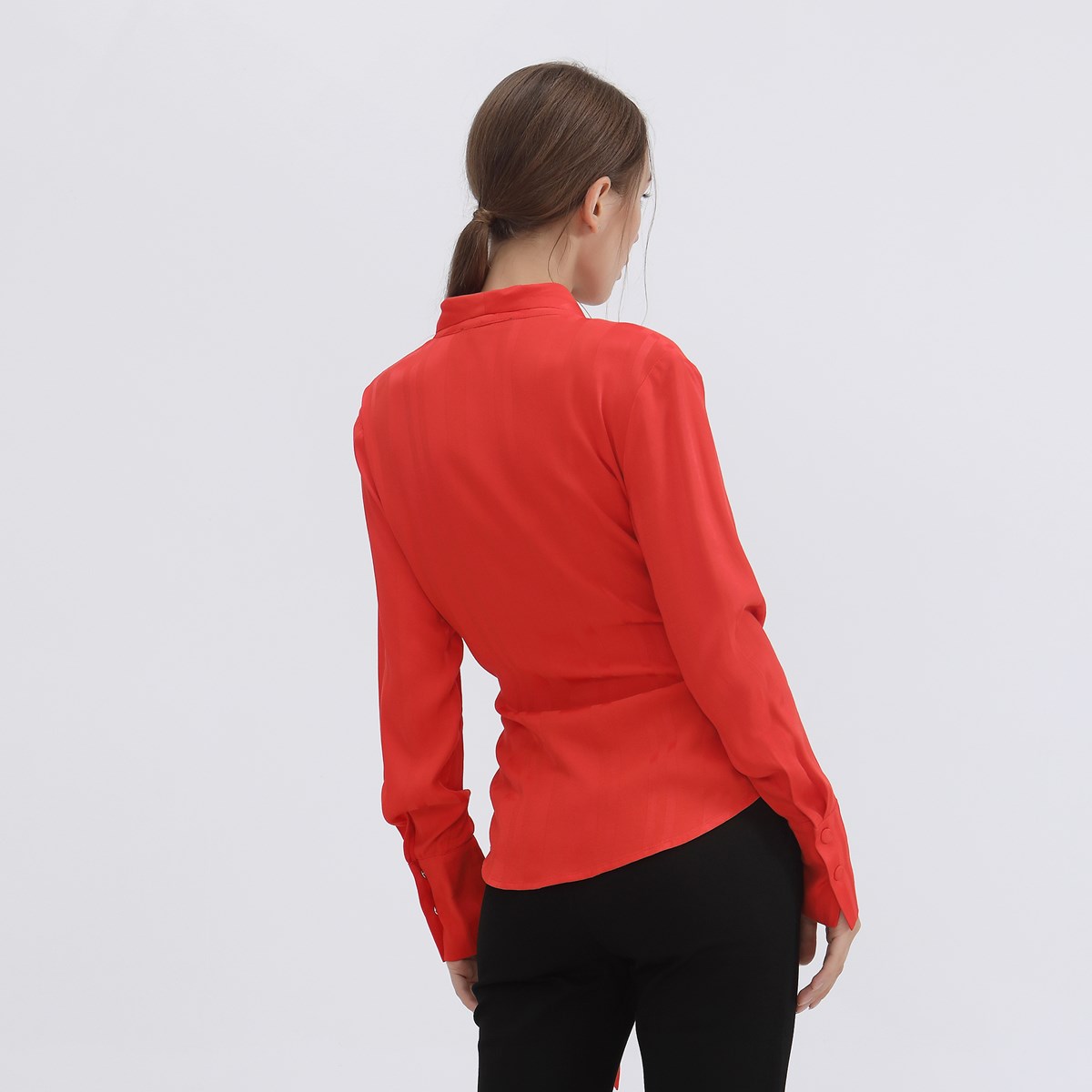 Smart & Joy Blus med omlott dam – bild 2