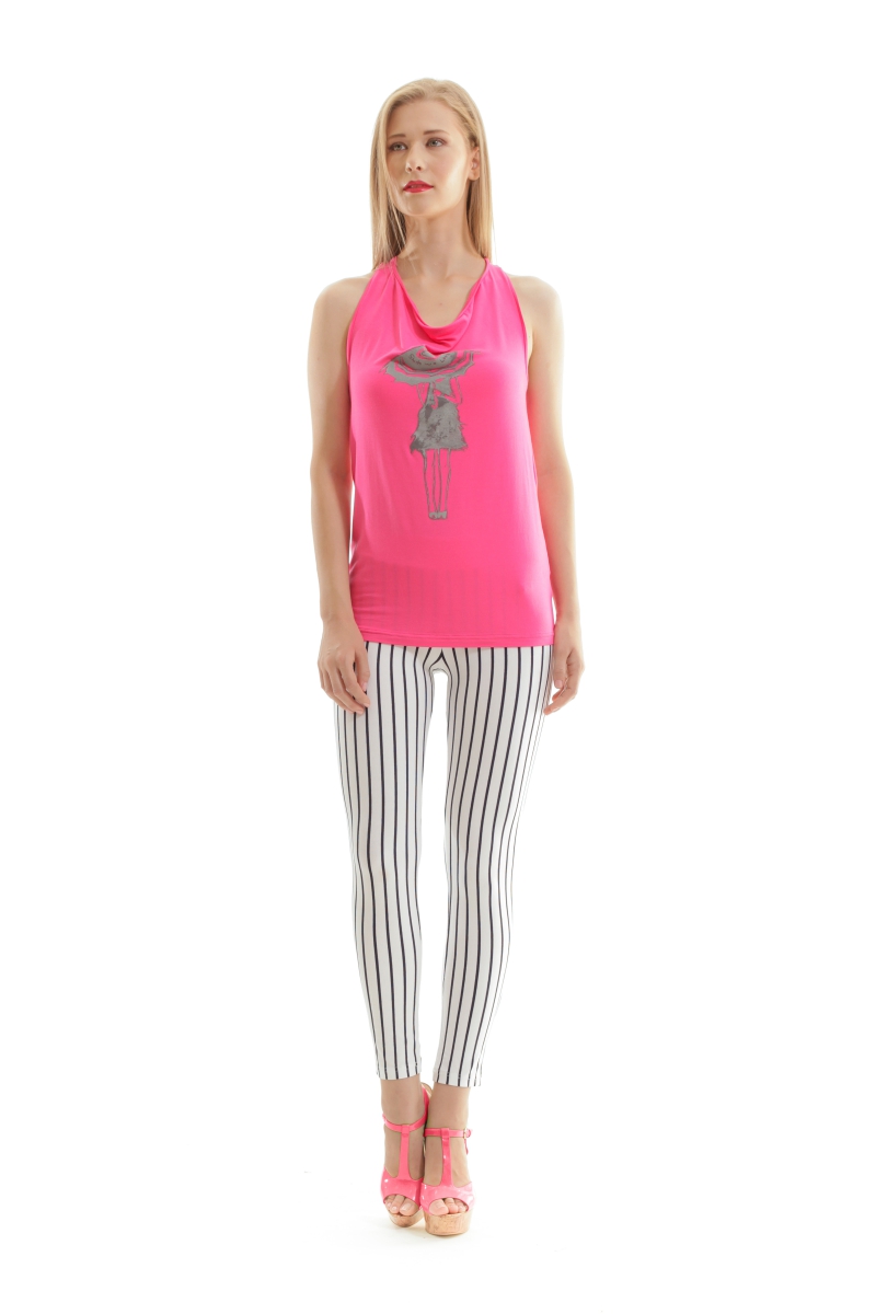 Thumbnail - Racer Back Top in Fuschia