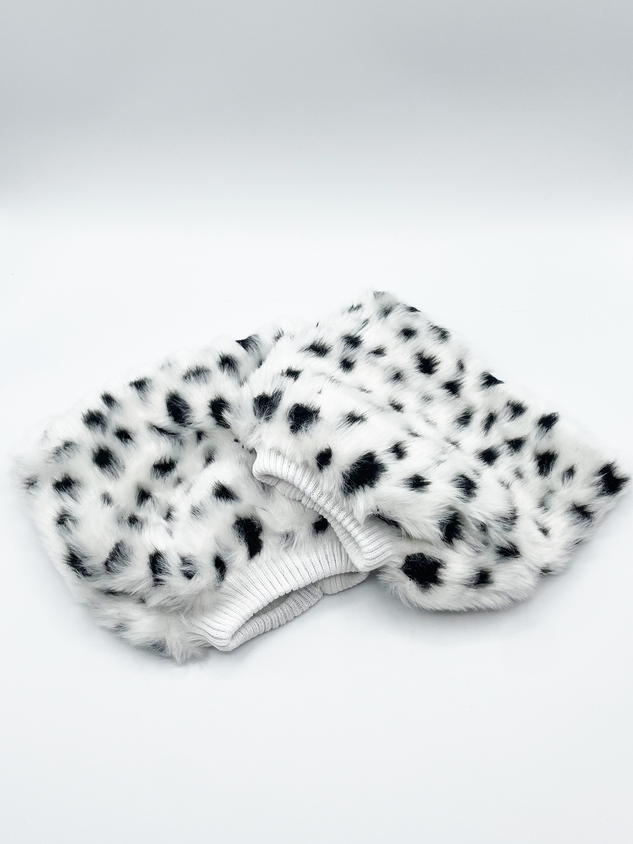 SVNX Women's Faux Fur Boot Covers in Black & White