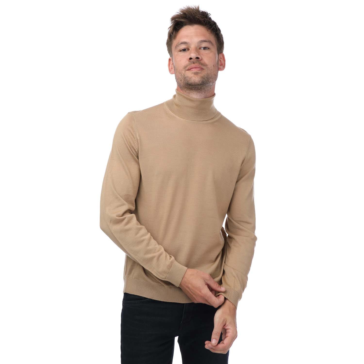 Musso polotröja