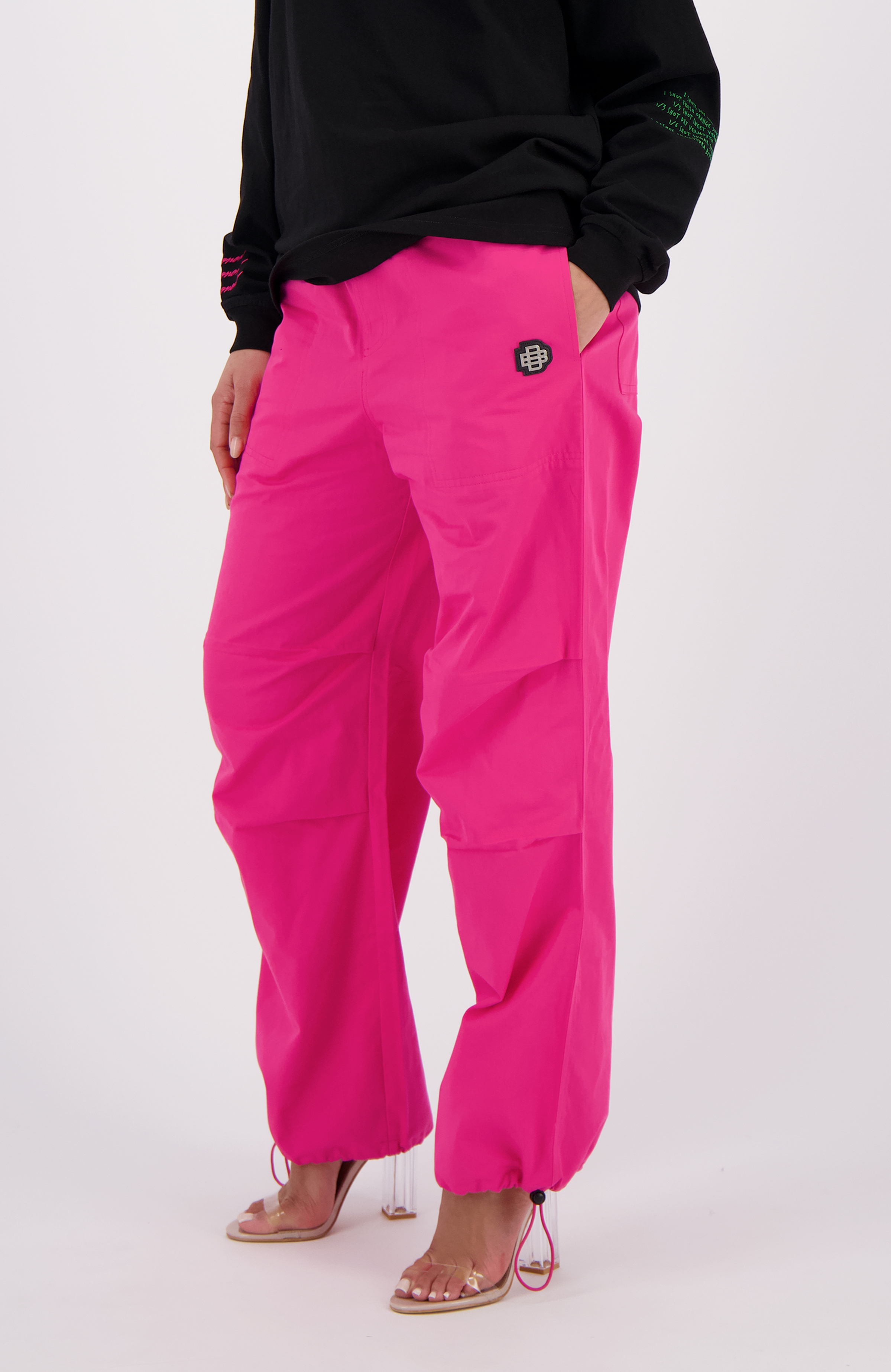Thumbnail - Black Bananas Parachute Hose, Rosa