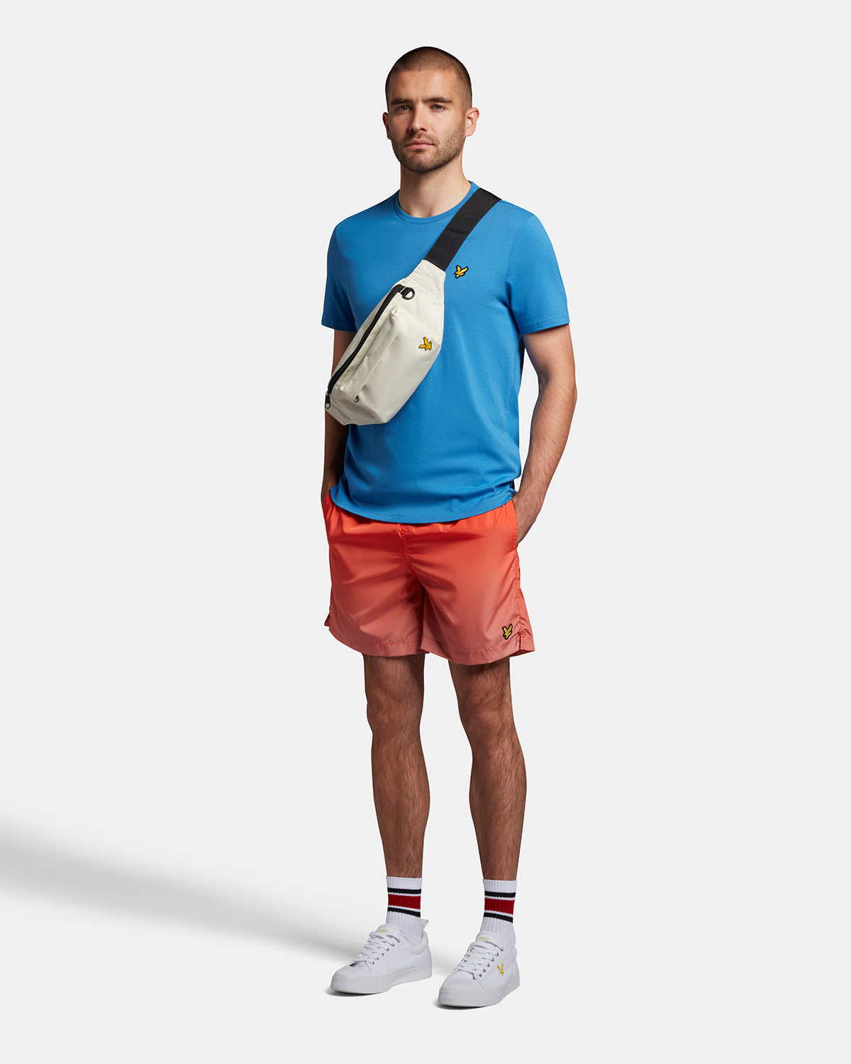 Lyle & Scott Enfärgad t-shirt herr – bild 2