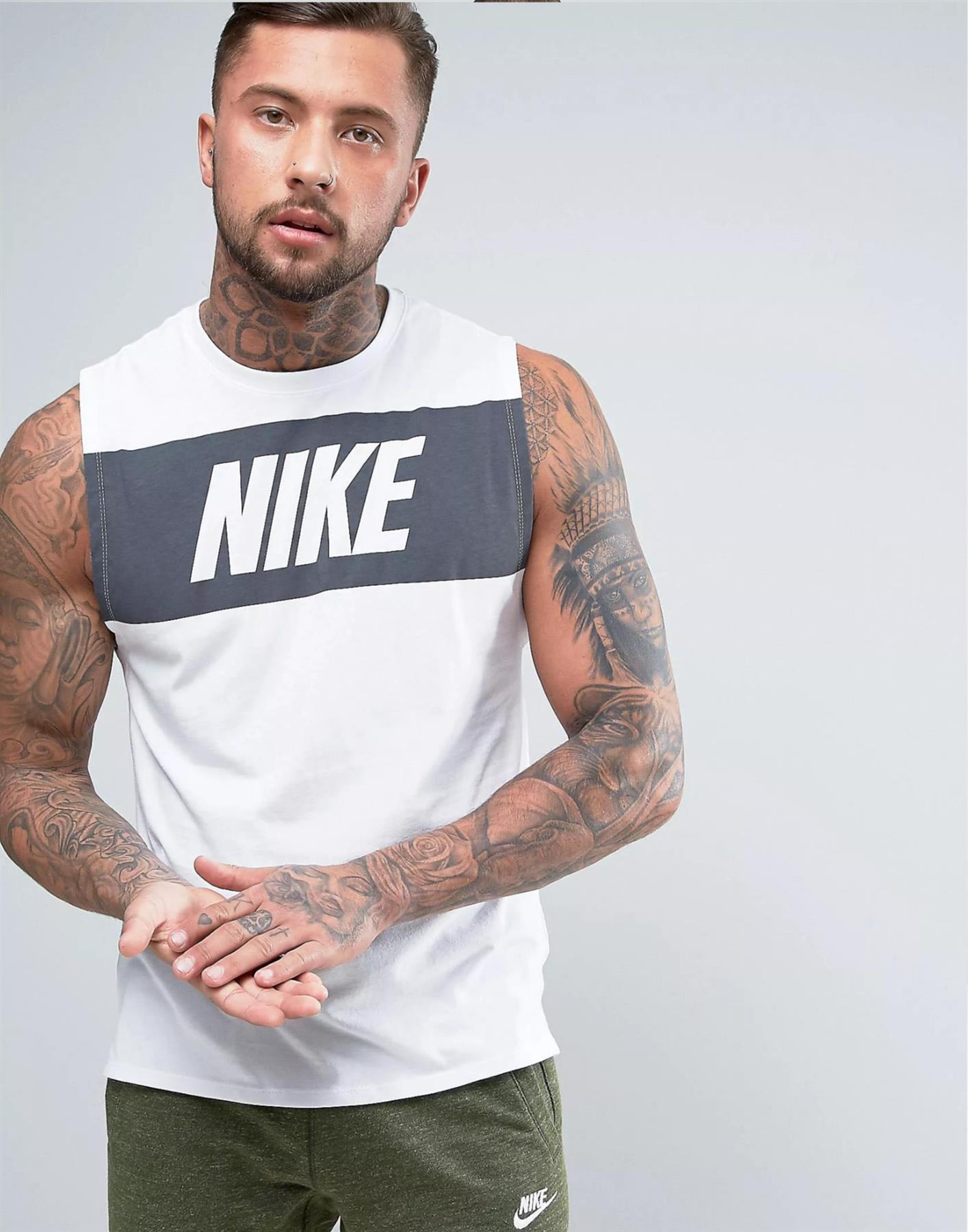 Thumbnail - Nike Herren Retro Logo Weste In Weiß