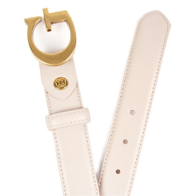 Womens natural Guess logo belt, manufactured with polyurethane. Featuring: gold hardware, guess branding, belt width 3cm, small = 85cm and medium = 90cm.