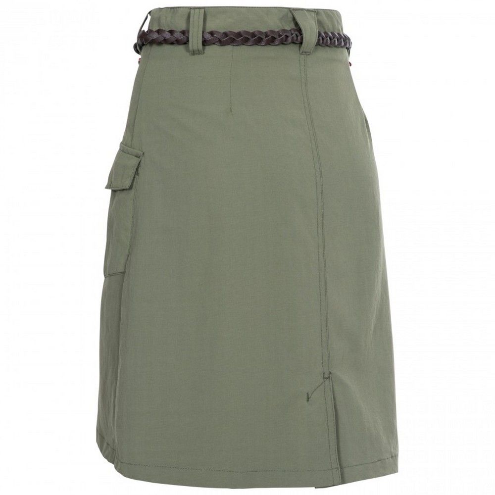 Features a flat waist, plaited belt and front fly opening with two stud fastening hand pockets. Designed with a quick dry fabric that has a mosquito repellent finish and UV protection. 100% Polyamide.
