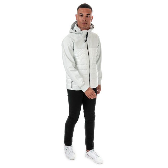 Mens C.P. Company Outerwear Medium Shell Jacket  White. <BR><BR>- Long sleeves & cuffed hems.<BR>- High neckline.<BR>- Two front side zipped pockets.<BR>- Internal chest pocket. <BR>- Elasticated half rib cuffs.<BR>- Drawcord adjustable hem.<BR>- Central branded zip down closure. <BR>- Drawcord hood with goggle accents embedded. <BR>- Regular fit.<BR>- External fabric; 100% polyamide. Lining; 100% polyamide. Padding; 95% white duck down  5% feather. Machine washable.<BR>- Ref: 09CMOW048A103.