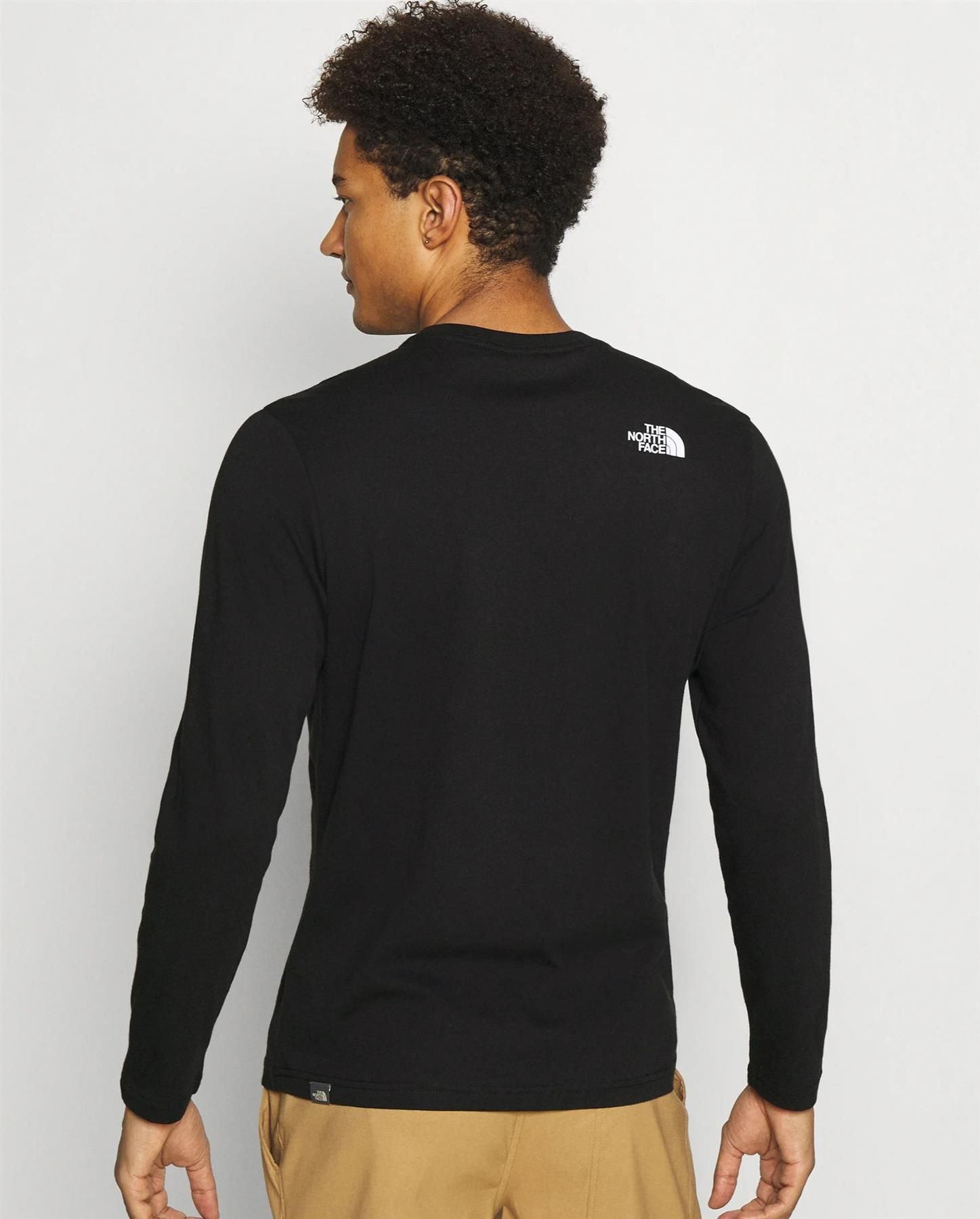 The North Face Mens Graphic Print T Shirt.      
Long Sleeve T-shirt with Graphic on Centre Chest.      
The Logo on the Front and Back, Jersey Knit Fabric.      
The North Face Graphic Long Sleeve T-shirt Is Soft and Uncomplicated, Which Means It's Incredibly Comfortable.      
It's Smooth, Uncomplicated and Features Original Graphics.