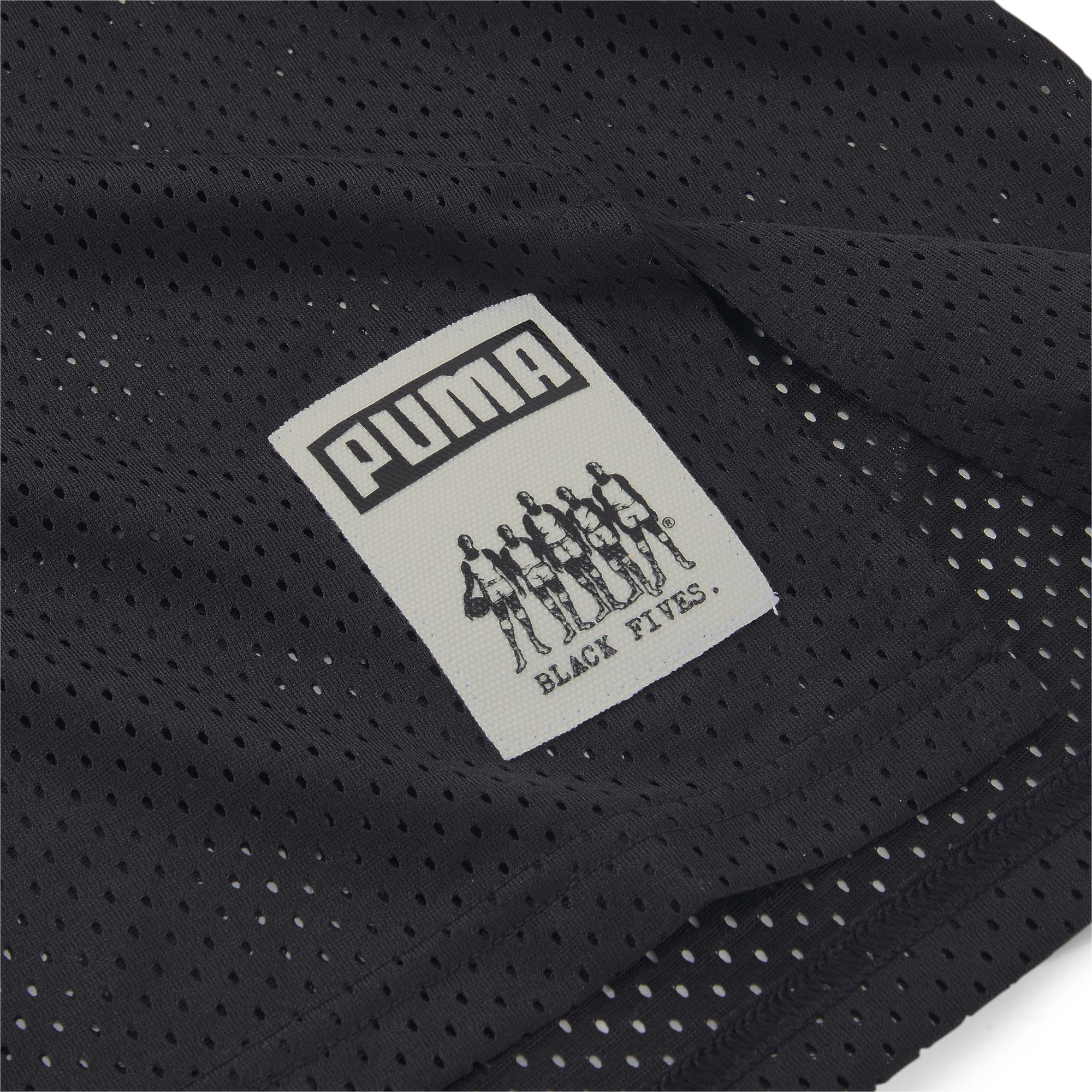 PRODUCT STORY This season PUMA x THE BLACK FIVES brings you styles that honour the pre-NBA origins of the game we love, highlighting this historic moment with bold designs and eye-catching colourways. Our Ballroom Basketball Jersey elevates street style on and off the court with a blend of dynamic design and athletic technology, including a lightweight fabrication and dryCELL temperature-regulating technology for a look and feel that are unparalleled. FEATURES & BENEFITS dryCELL: PUMA's designation for moisture-wicking properties that help keep you dry and comfortable DETAILS Crew neck