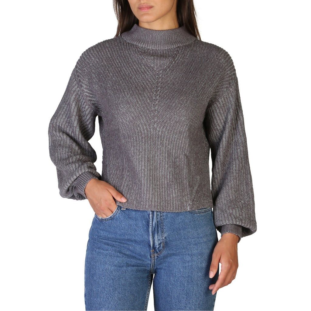 Collection: Fall/Winter   Gender: Woman   Type: Sweater   Sleeves: long   Neckline: turtleneck   Material: cashmere 15%, cotton 85%   Washing: wash at 30° C   Model height, cm: 176   Model wears a size: S   Hems: ribbed   Details: visible logo. print:plain. neckline:high-neck. sleeves:full-sleeves