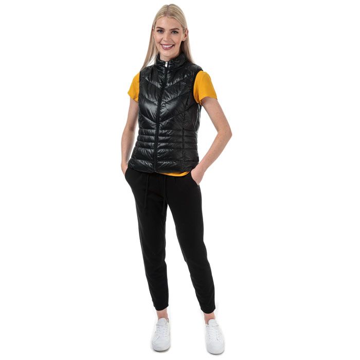 Womens Vero Moda Soraya Siv Gilet in black.<BR><BR>Lightly padded casual gilet.<BR>- Funnel neck.<BR>- Full zip fastening.<BR>- Sleeveless with stretch binding trim.<BR>- Quilted design.<BR>- Zipped front pockets.<BR>- Regular fit.<BR>- Measurement from shoulder to hem: 22in approximately.<BR>- Shell: 100% Nylon.  Lining: 100% Polyester.  Padding: 100% Polyester.  Machine washable.<BR>- Ref: 10230864<BR><BR>Measurements are intended for guidance only.