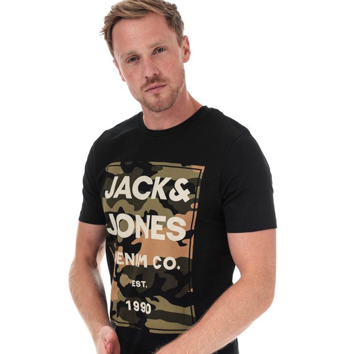 Mens Jack Jones Camo Man T-Shirt in black.<BR><BR>- Crew neck.<BR>- Short sleeves.<BR>- Camo graphic print to chest with Jack & Jones branding.<BR>- Tonal back neck tape.<BR>- Slim fit.<BR>- Main material: 100% Cotton.  Machine washable.<BR>- Ref: 12175083